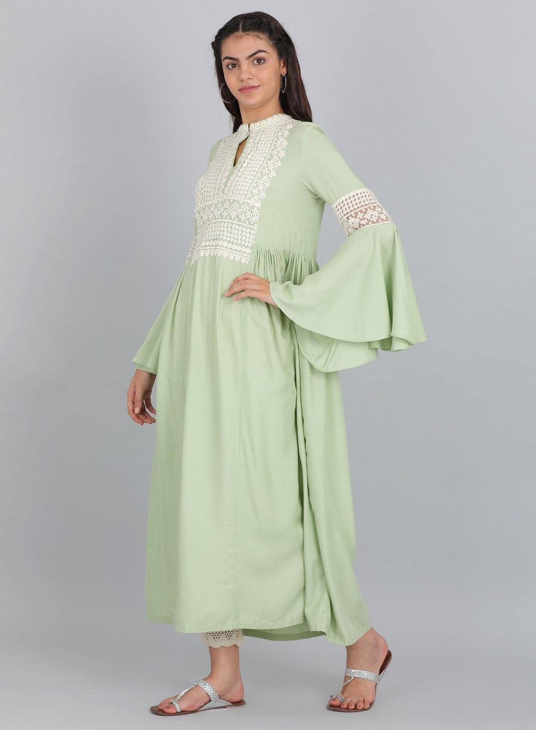 Green Mandarin Neck Embroidered kurta - wforwoman