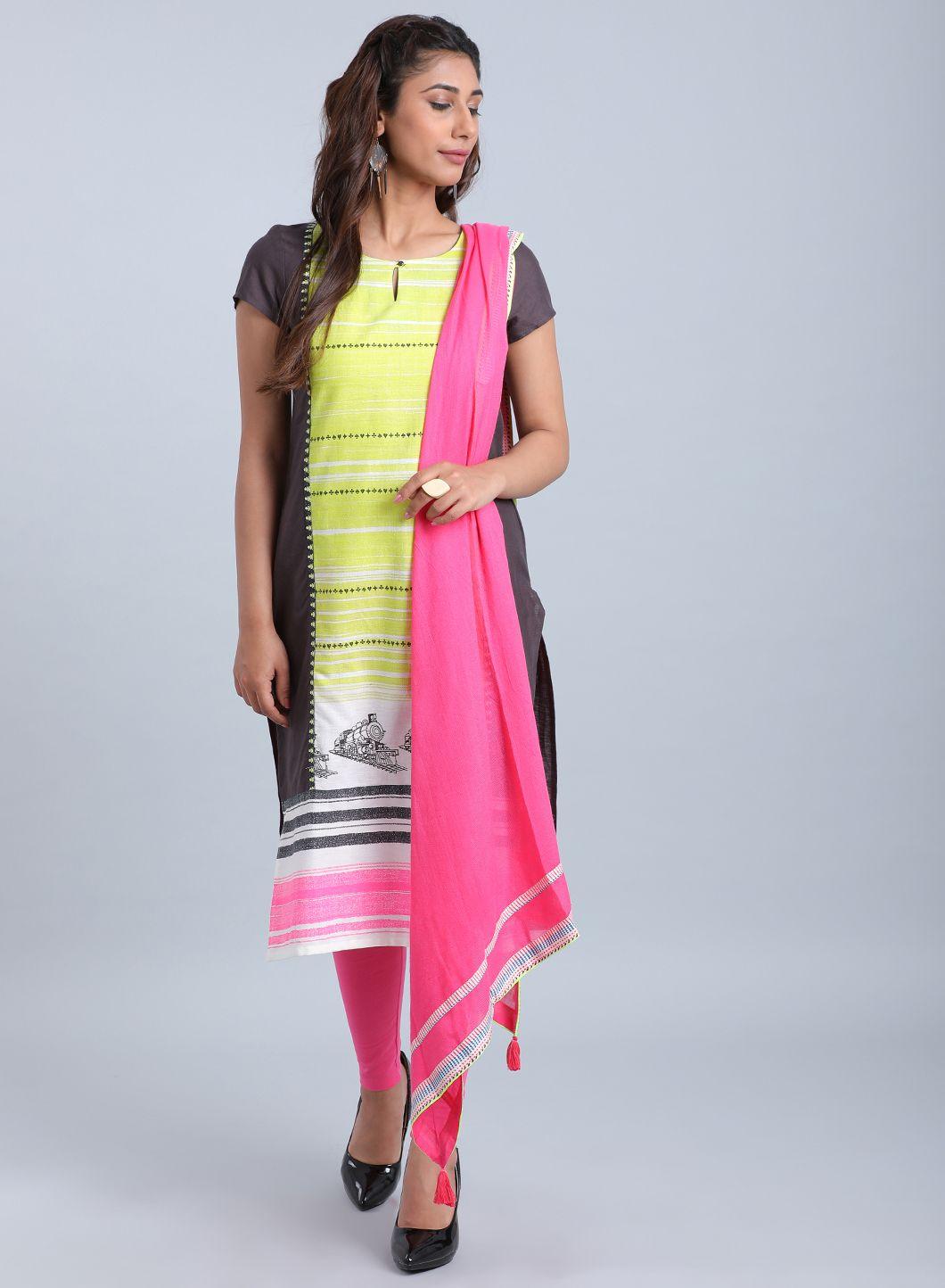 Black & Green Printed Stylized Round Neck kurta - wforwoman