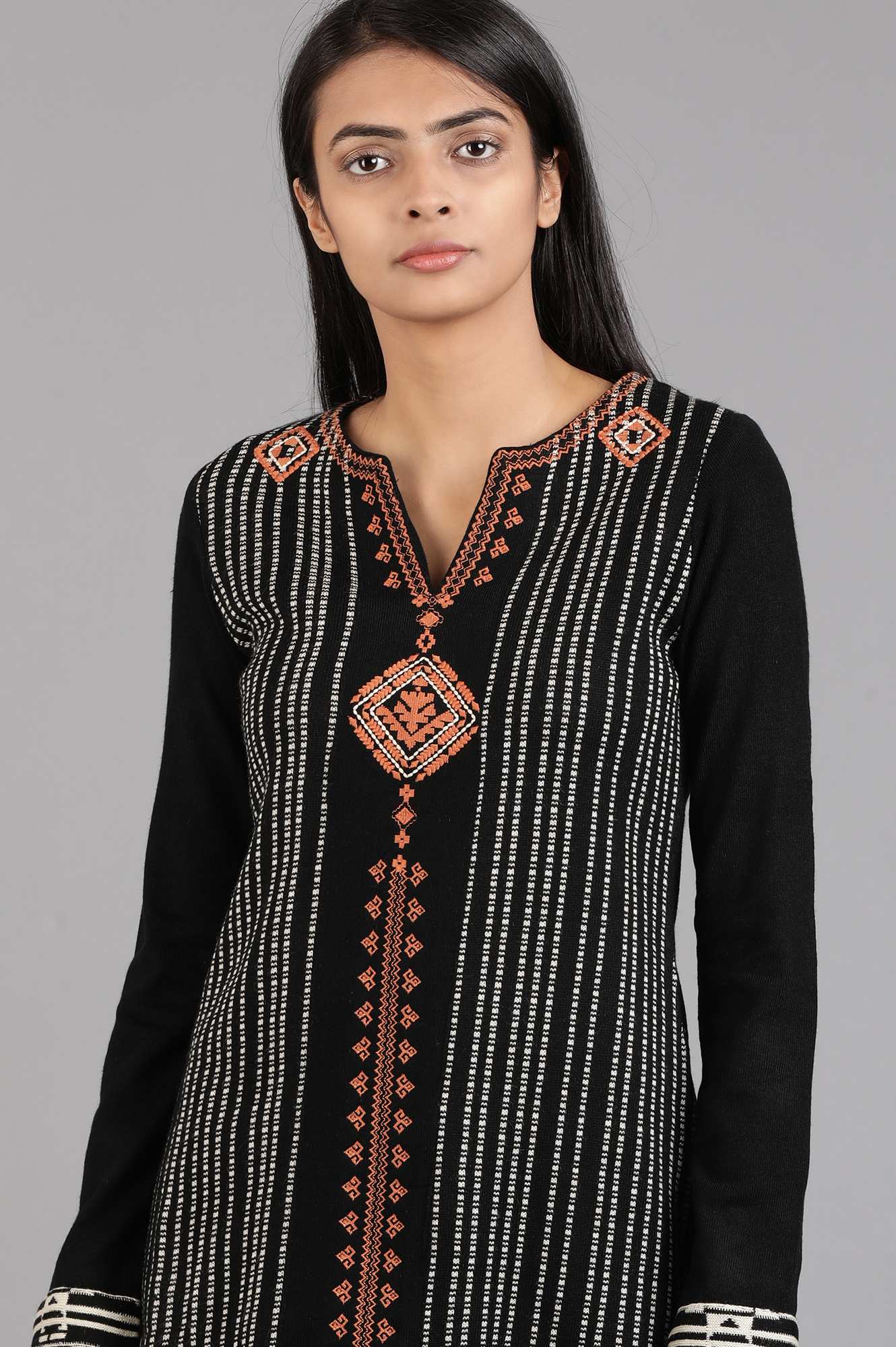 Black Round Neck Yarn-dyed Winter kurta