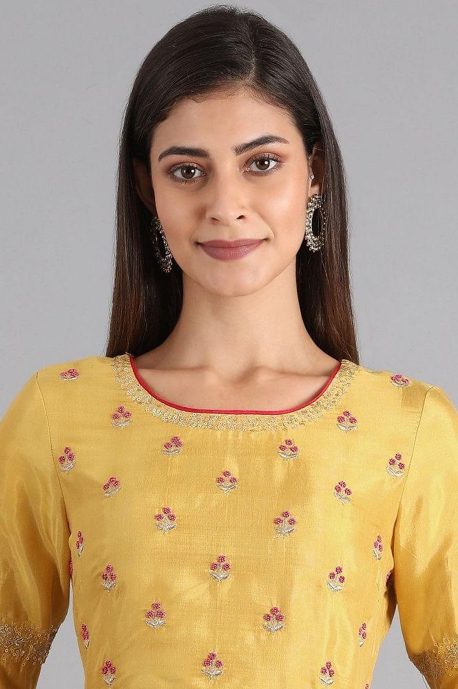 Yellow Round Neck Asymmetrical Hem kurta - wforwoman