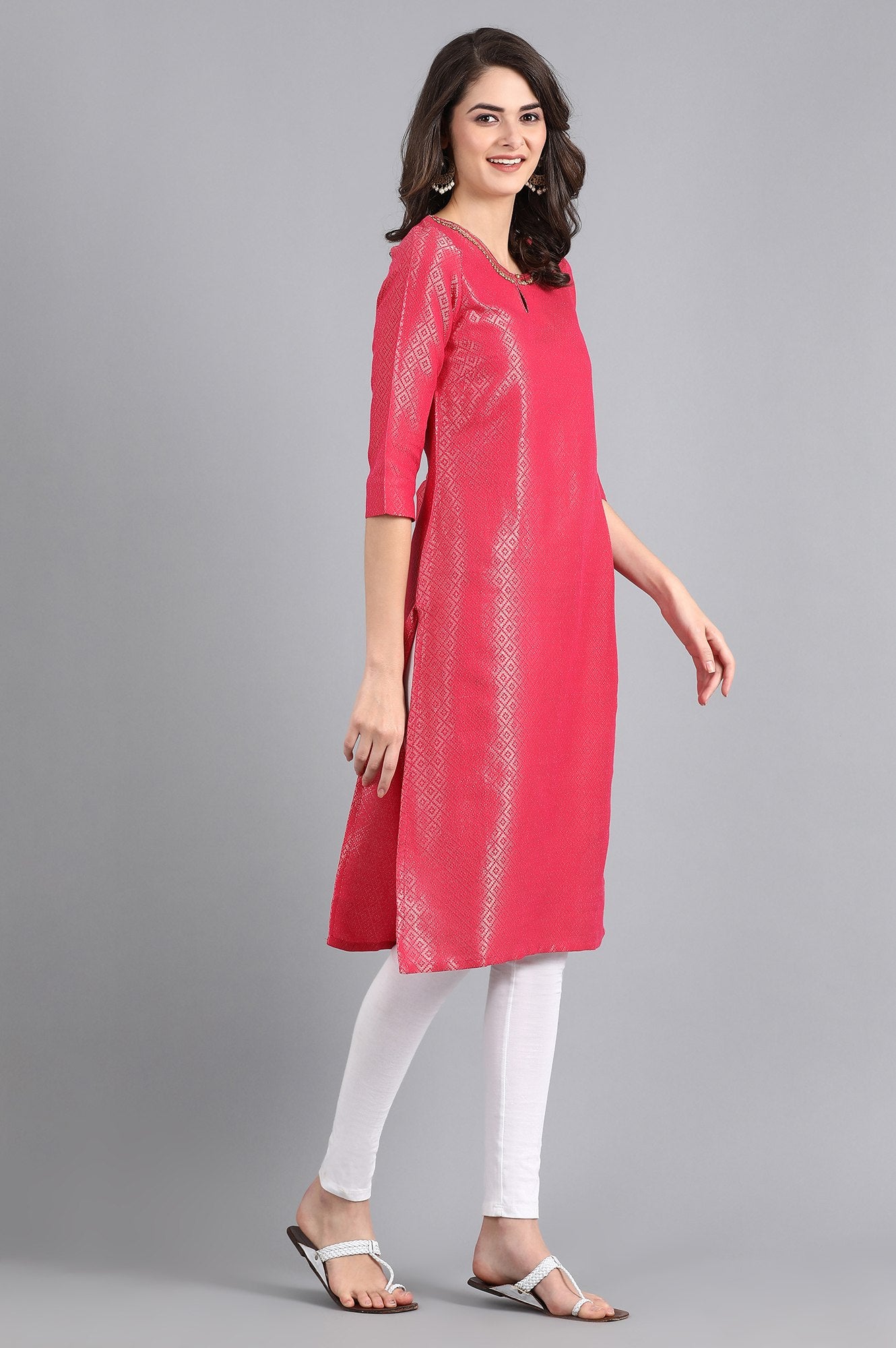 Pink Round Neck Jacquard kurta