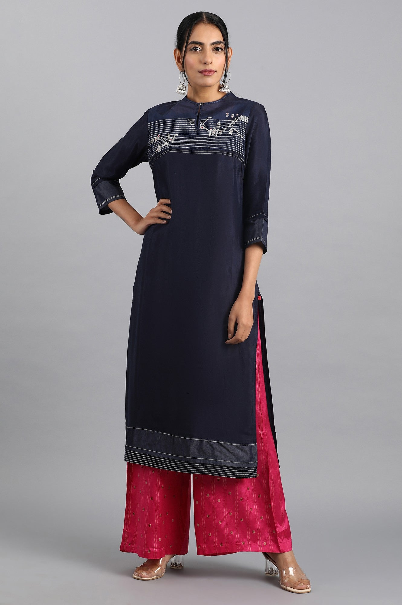Blue Round Neck Embroidered kurta