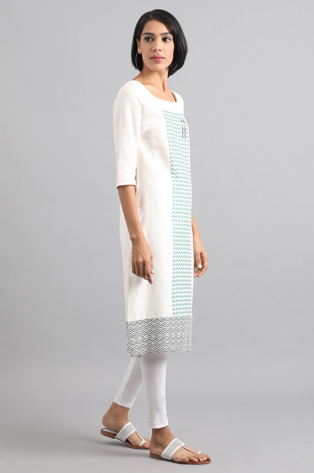White Round Neck Printed kurta