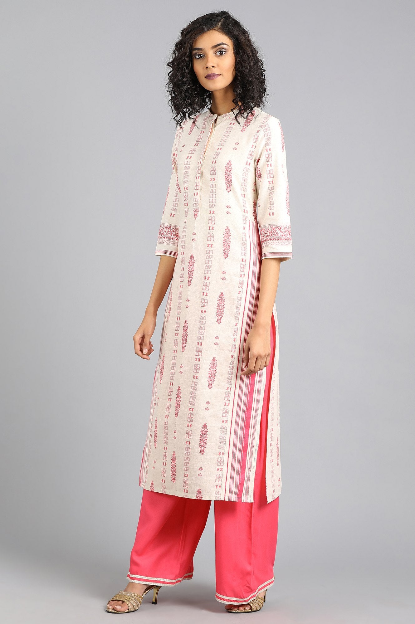 Off-White Mandarin Neck kurta