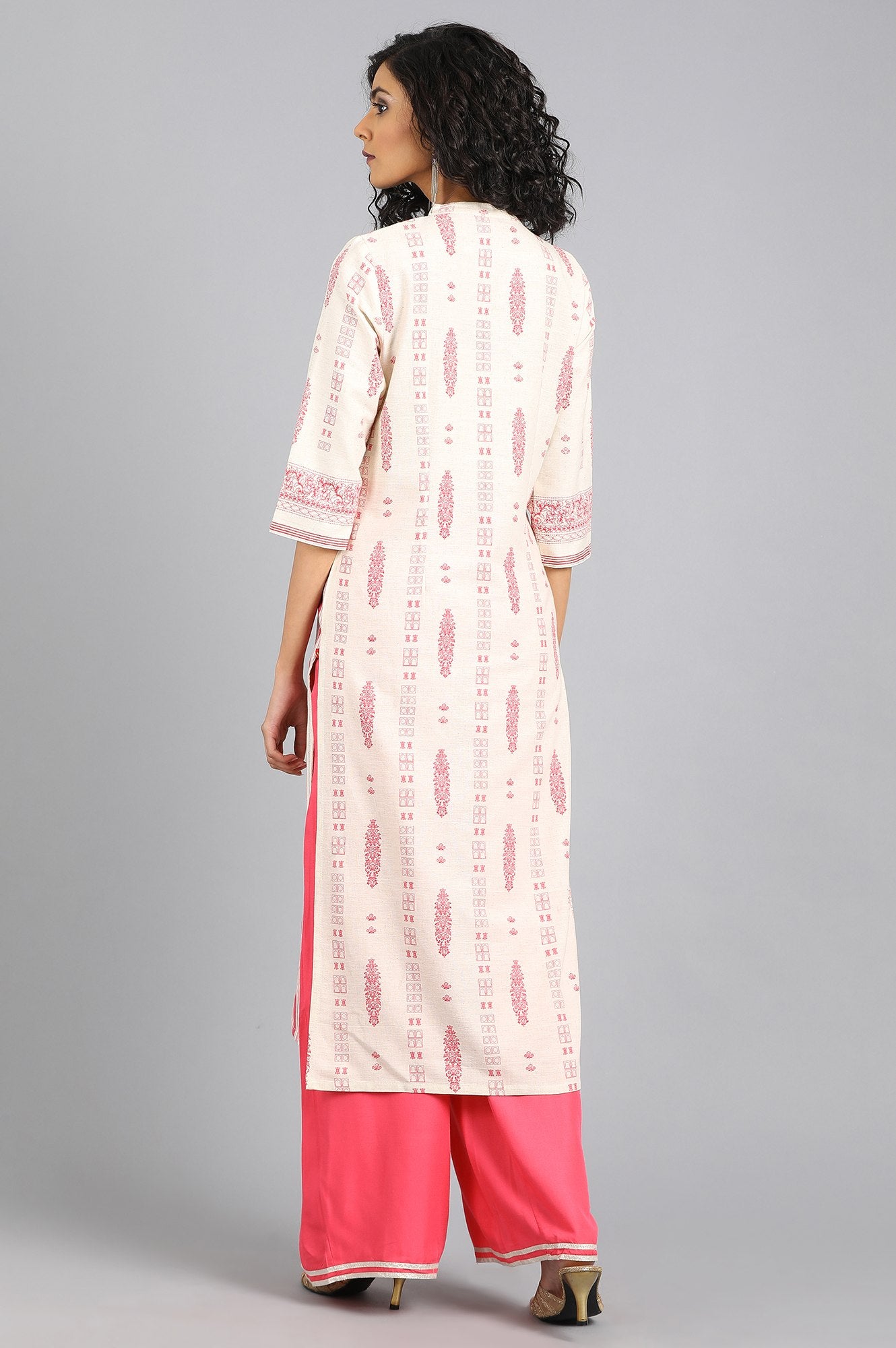 Off-White Mandarin Neck kurta