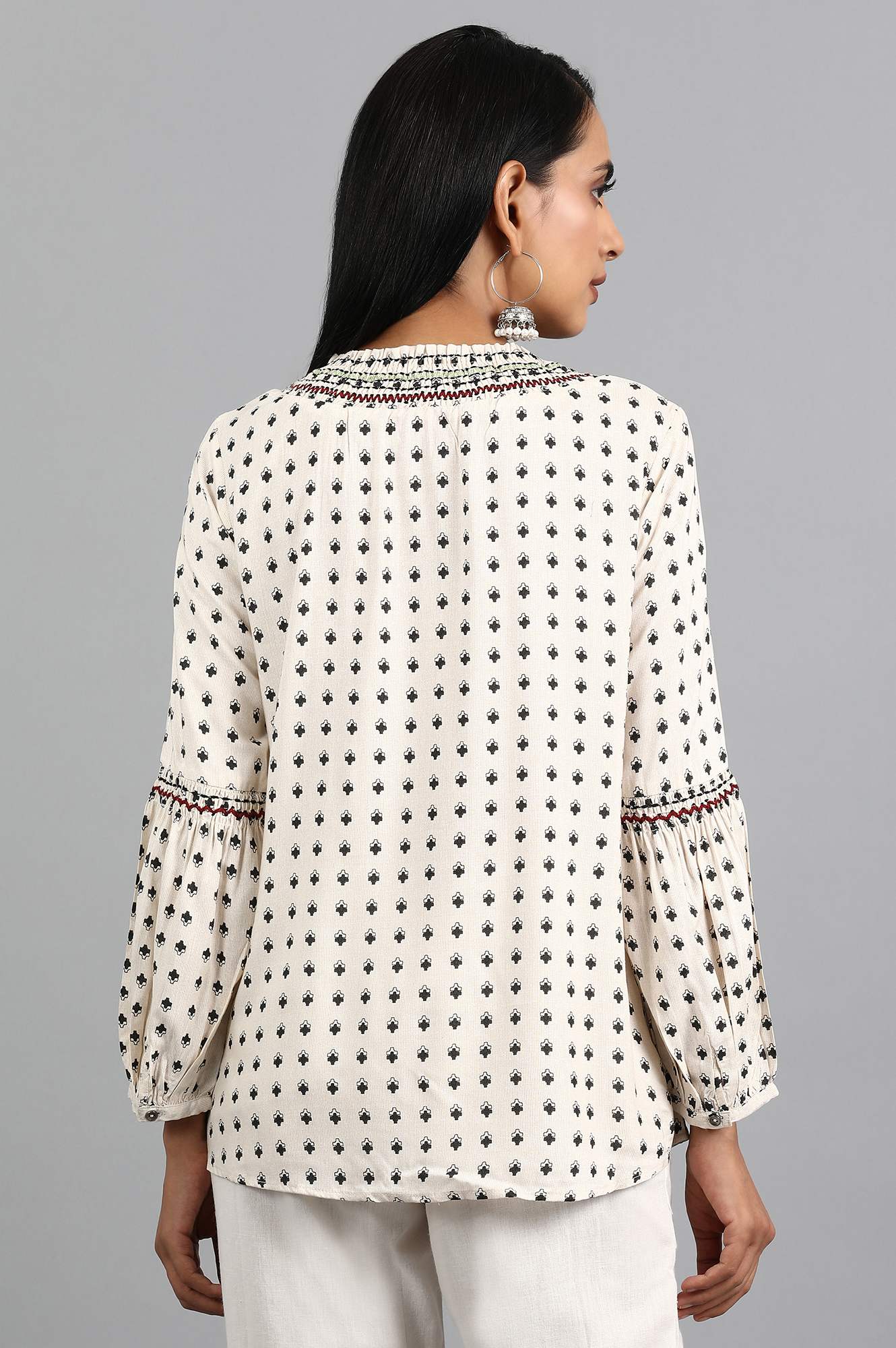 Off-White Round Neck Printed Top