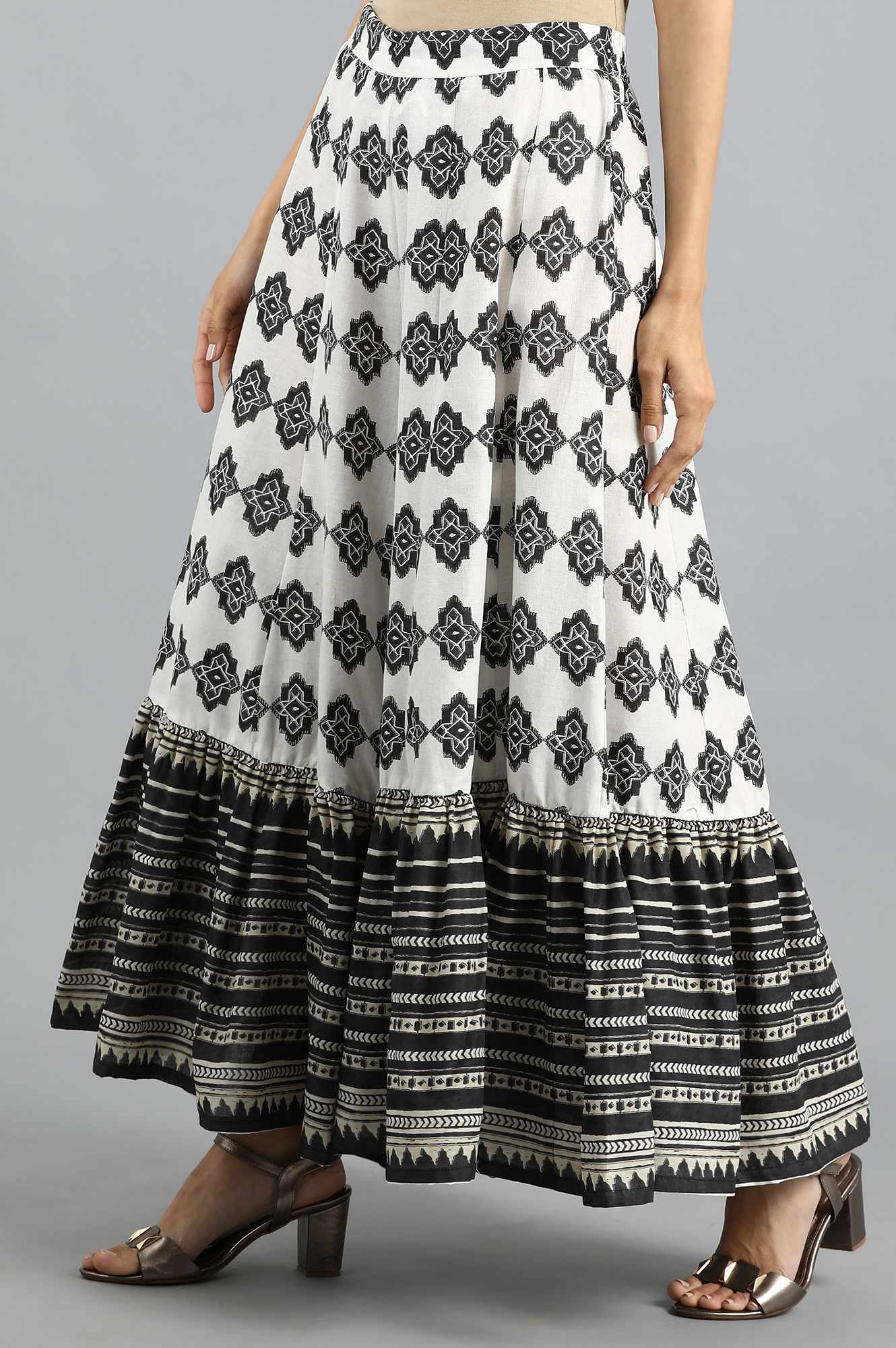 Black & White Printed Sharara