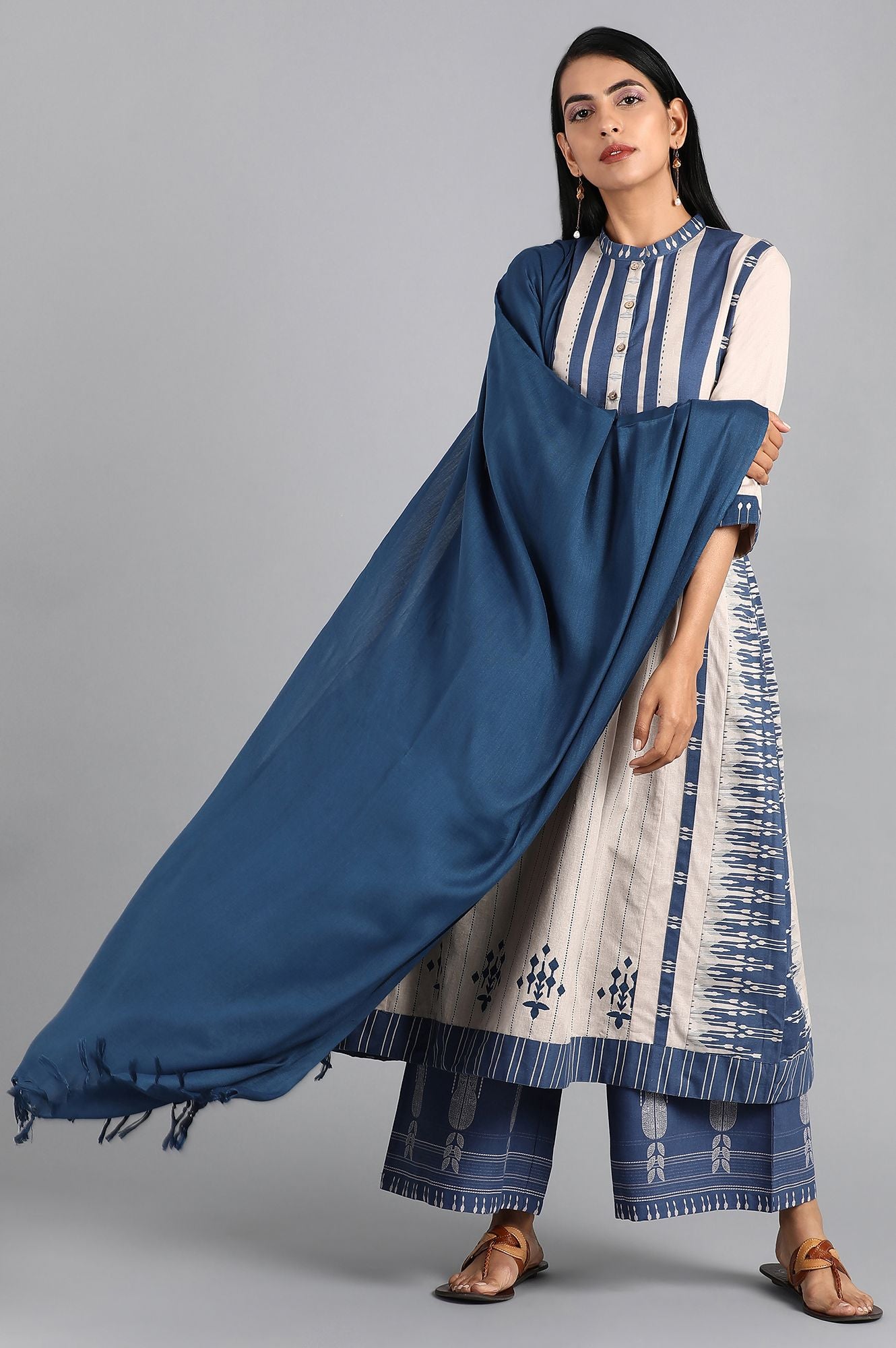 Blue Solid Dupatta