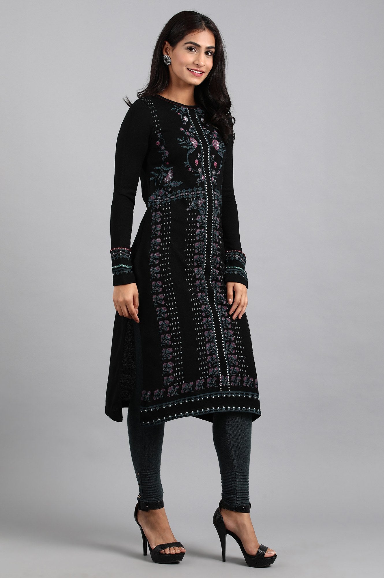 Black Round Neck Winter kurta