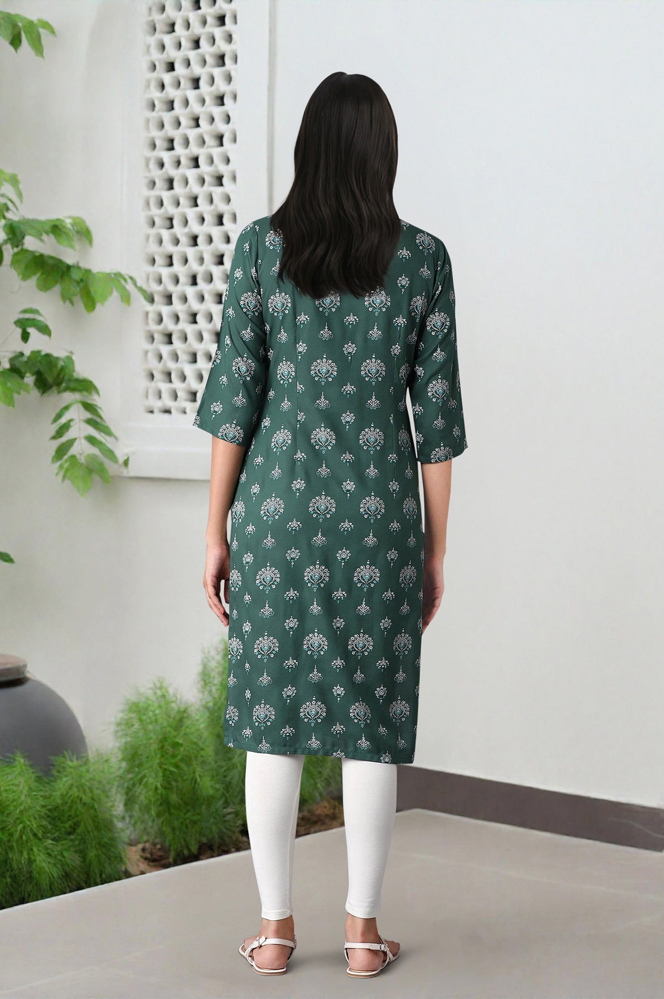Green Floral Printed Rayon Straight Kurta