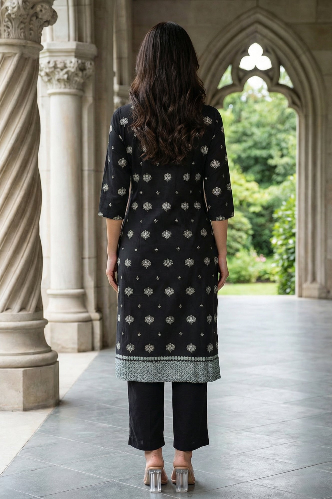Black Geometric Printed Pure Cotton Straight Kurta