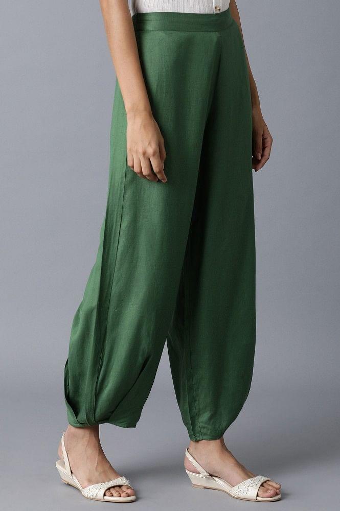 ELM Green Solid Pleated Carrot Pants - wforwoman