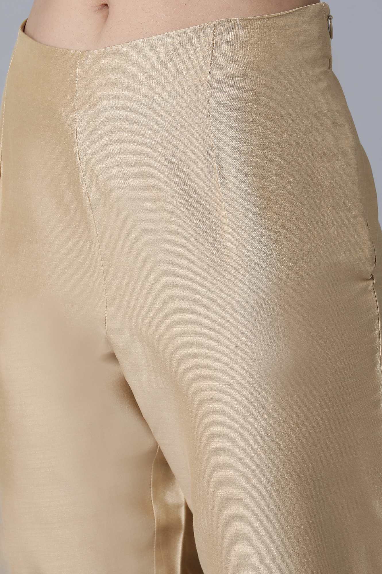 Chilli Red Zari Dobby Straight Kurta-Slim Pant Set With Dupatta