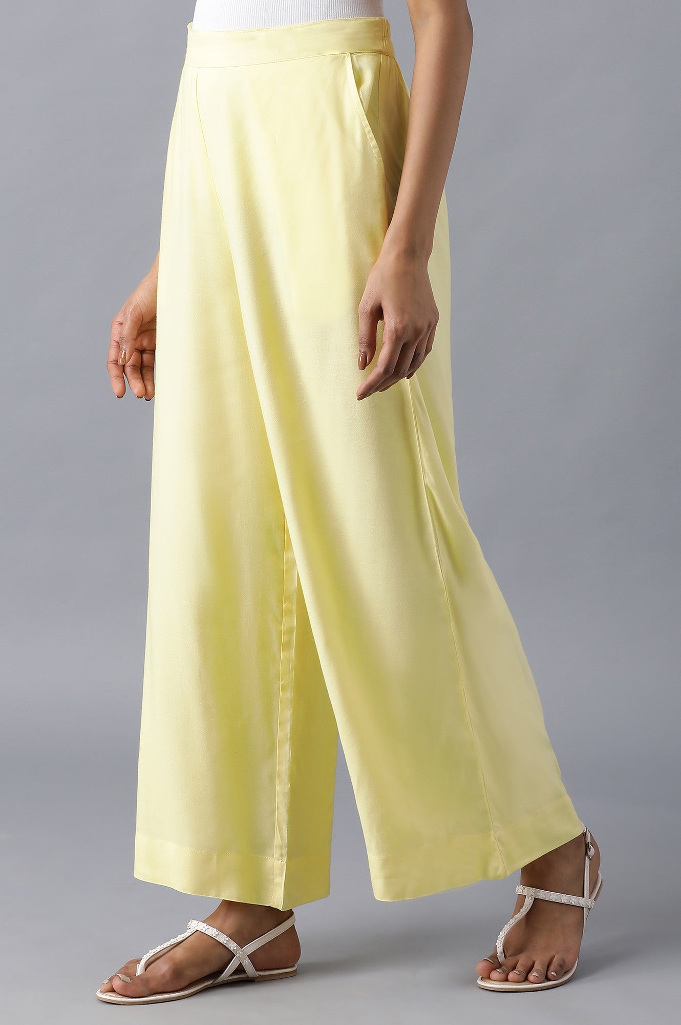 Yellow Solid Straight Fit Cotton Palazzo