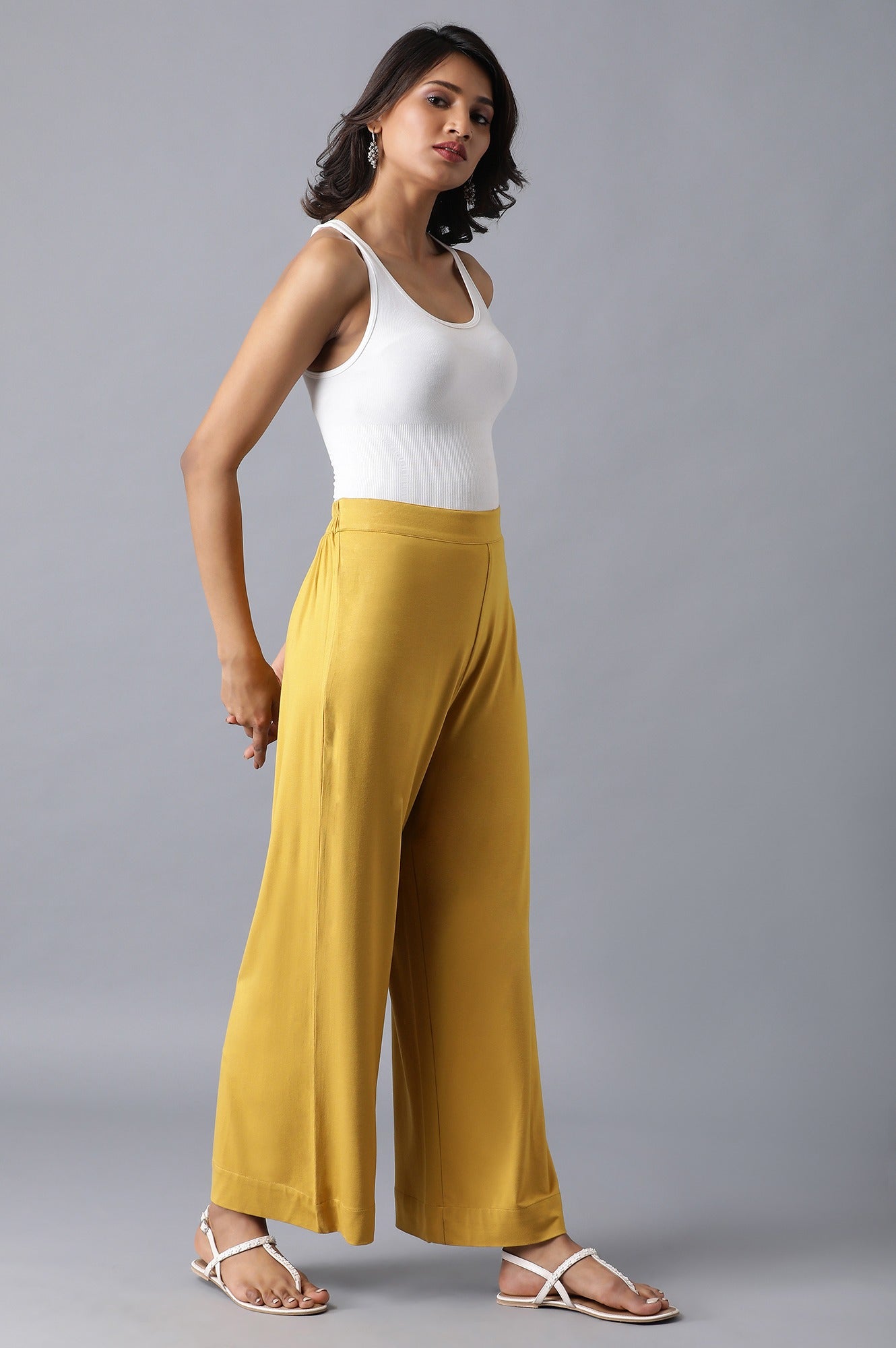 Yellow Solid Straight Fit Cotton Palazzo With Elasticated Waist