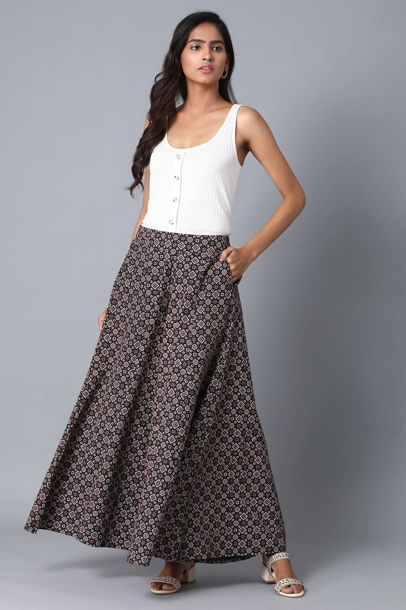 Black Geometric Printed Flared Cotton Palazzo With Elasticated Waist