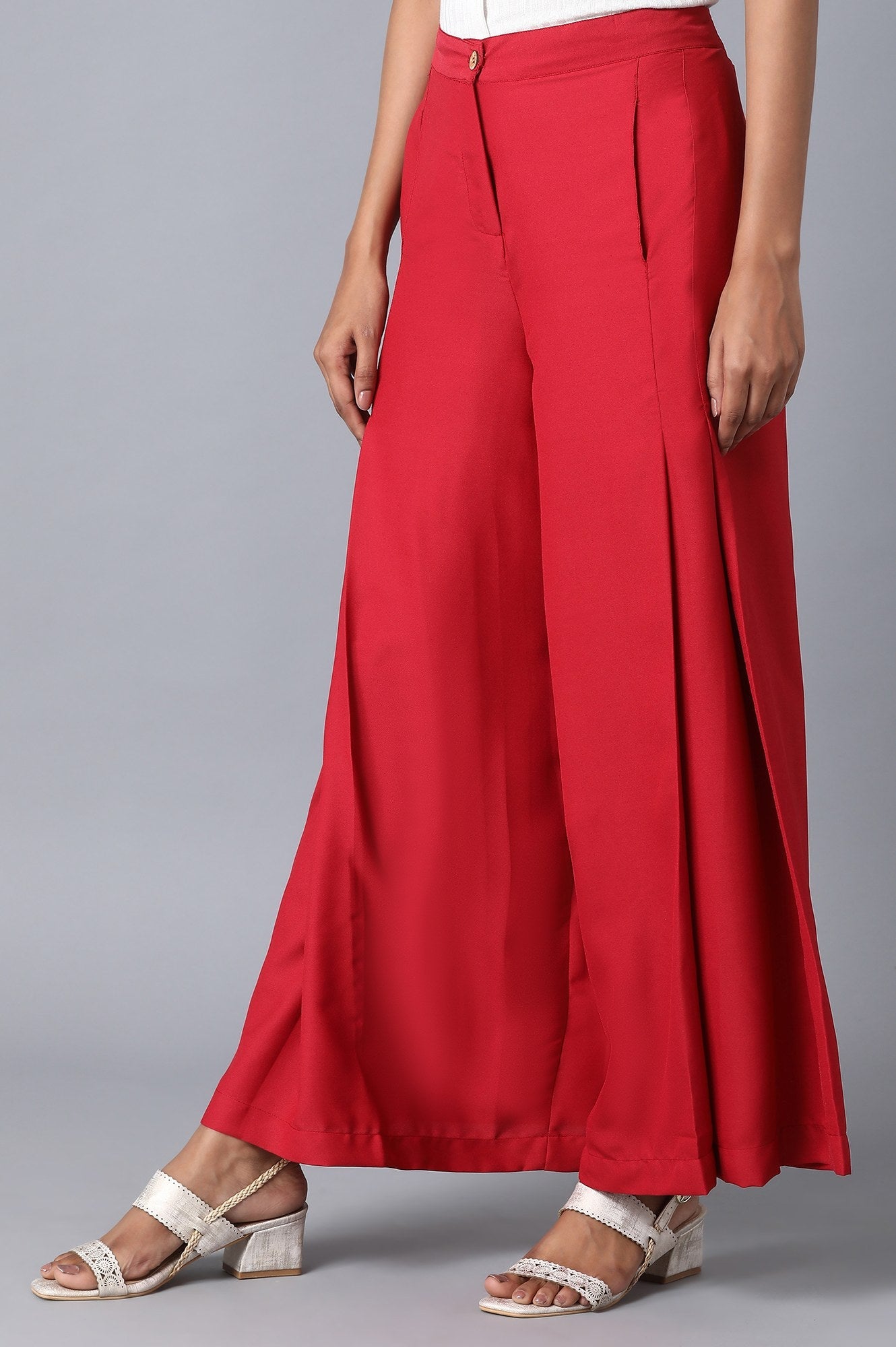 Red Solid Flared Woven Palazzo With Front Zip Closure