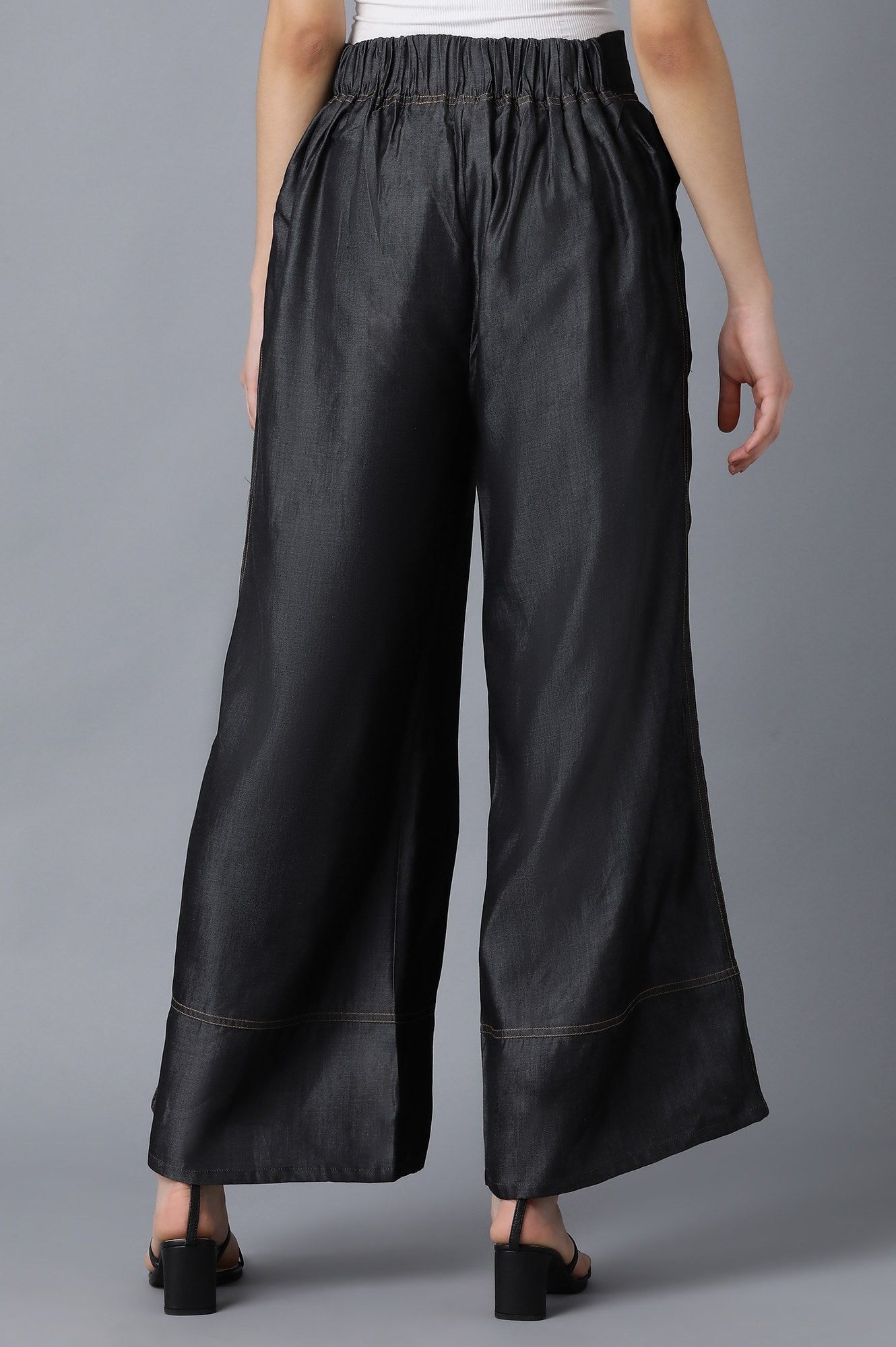 Black Solid Flared Denim Palazzo With Front Buttons