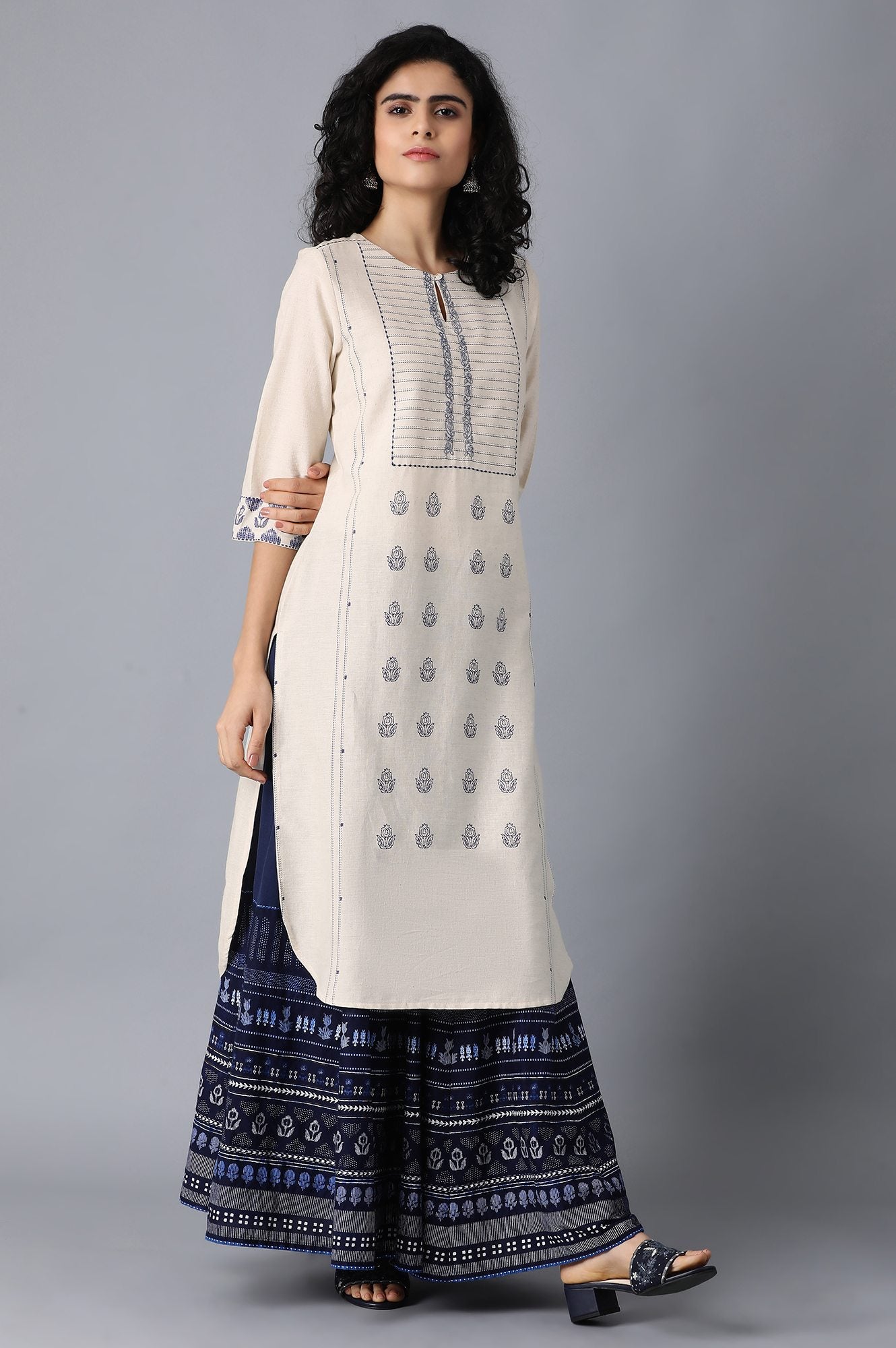 Ecru Round Neck Printed kurta