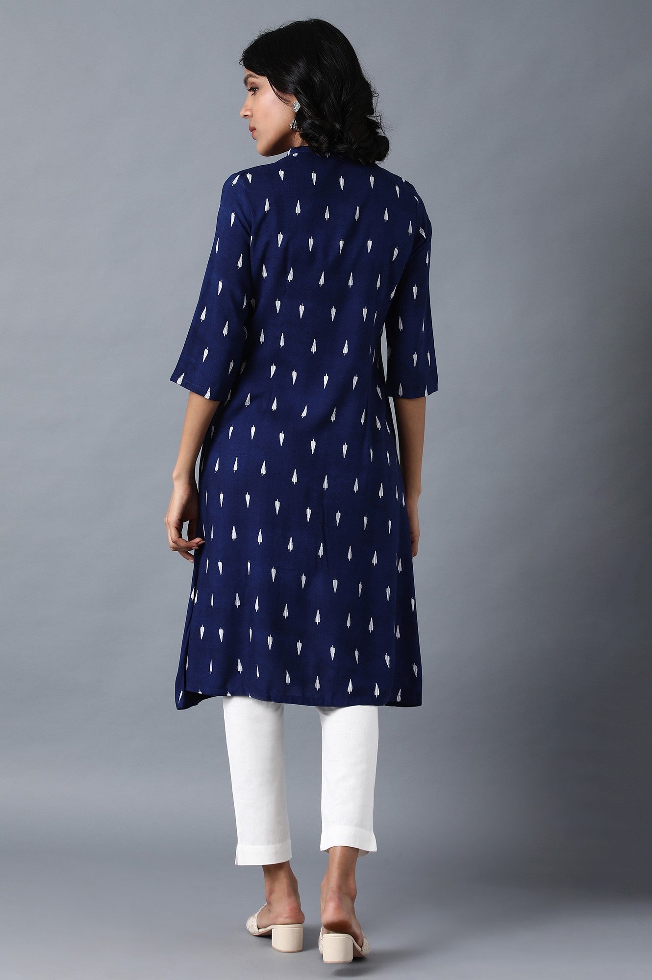 Blue Mandarin Neck Printed kurta