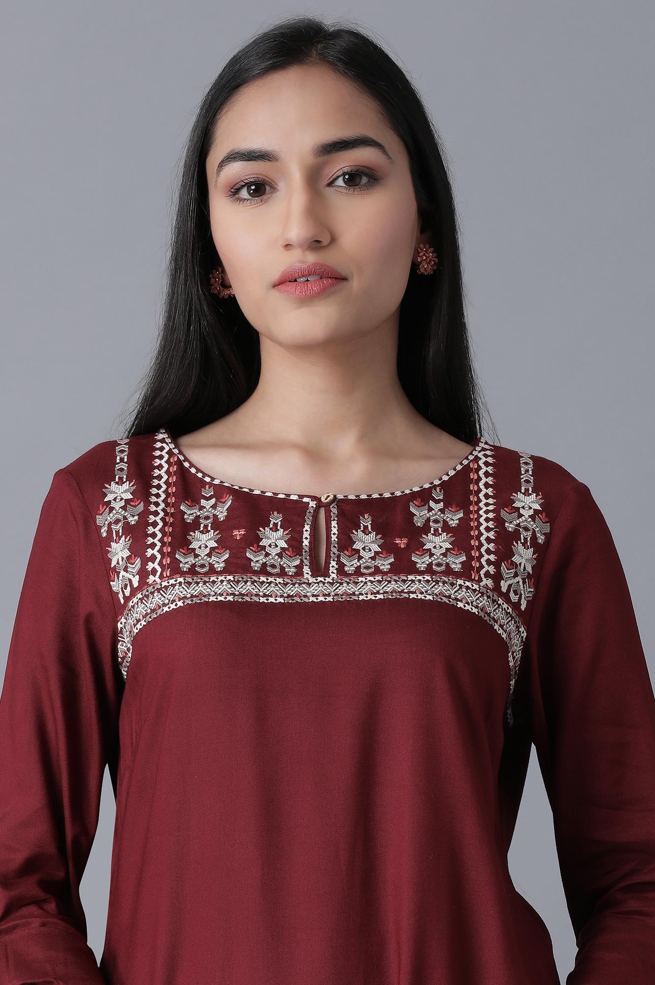 Maroon Embroidered straight kurta - wforwoman