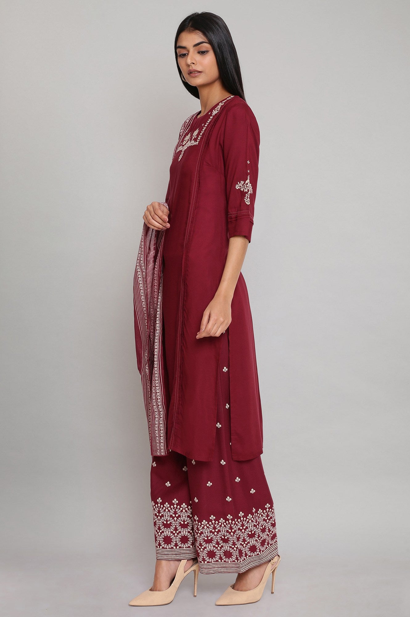 Maroon Solid Straight kurta-Parallel Pants-Dupatta Set