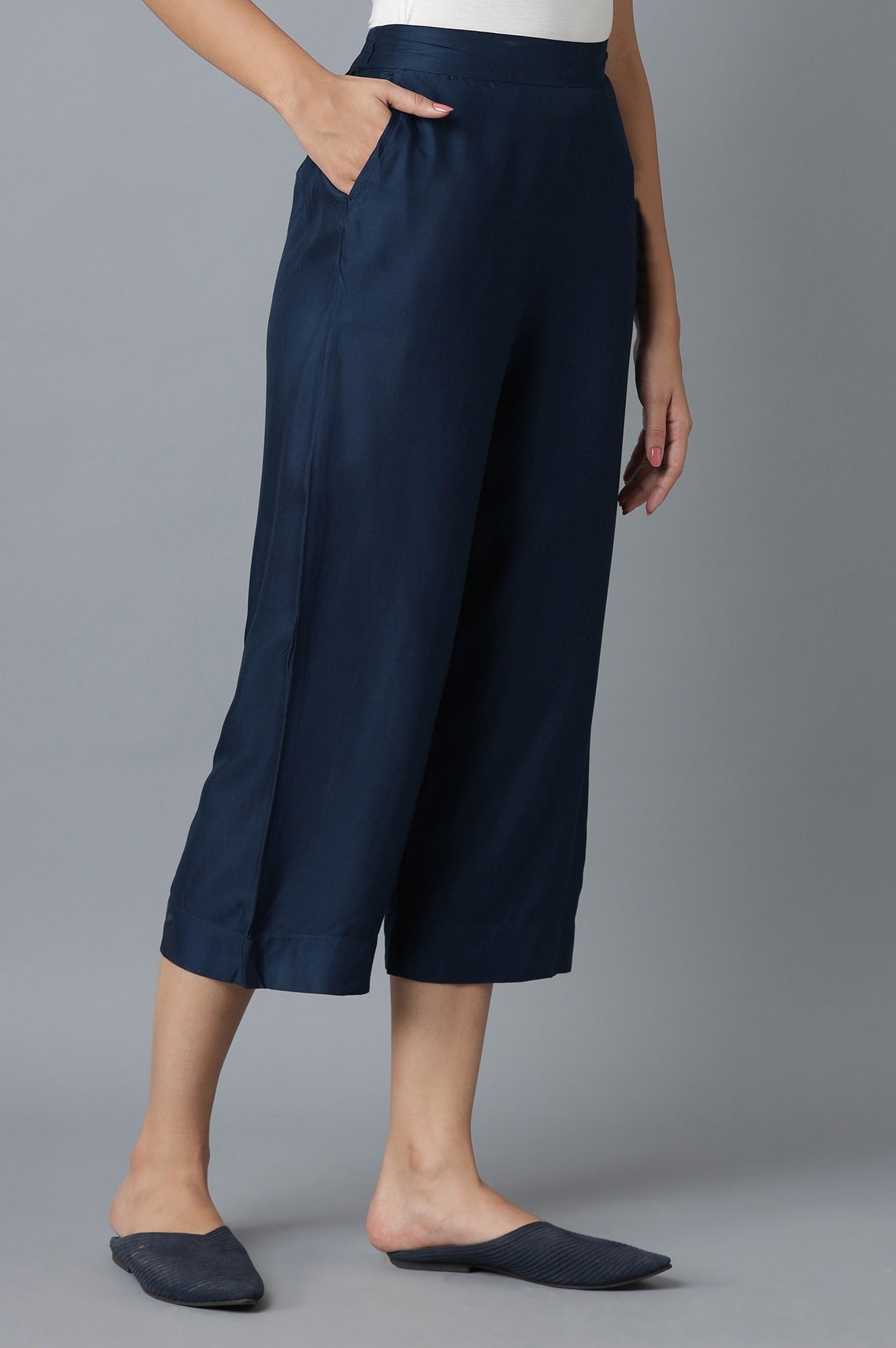 Navy Blue Solid Straight Fit Cotton Culottes With Elasticated Waist