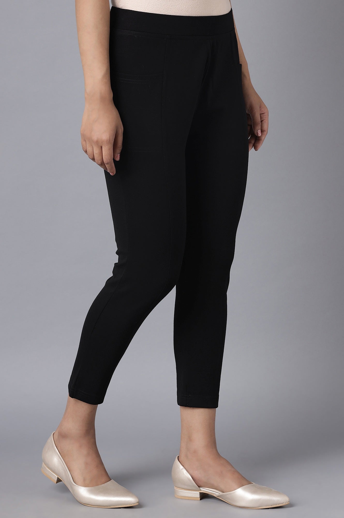 Black Solid Straight Fit Tights With Elasticated Waistband