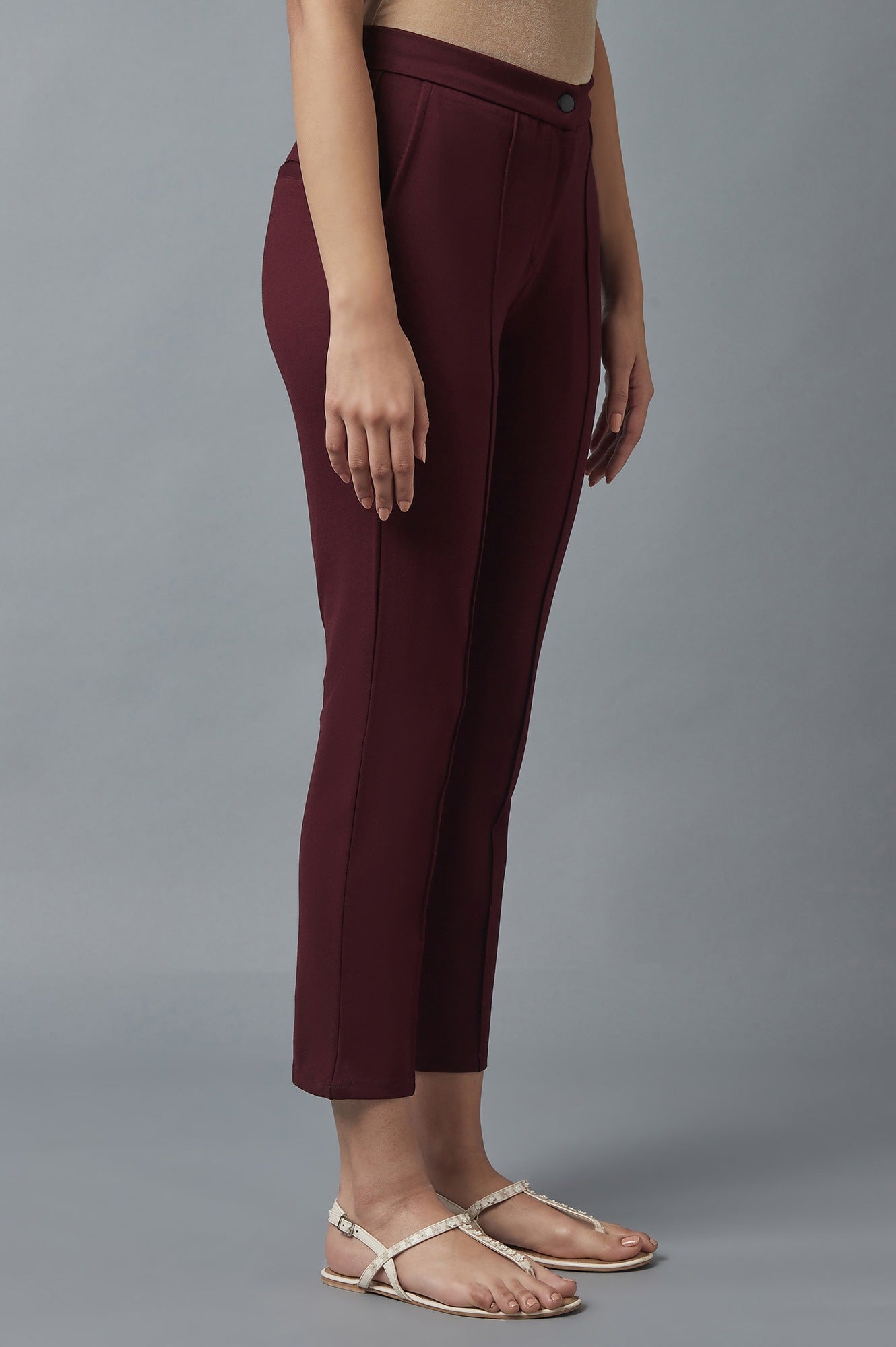 Maroon Solid Straight Fit Trousers With Pintuck Detail