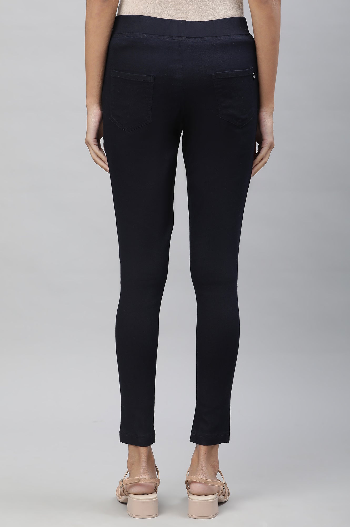 Navy Blue Solid Slim Fit Denim Jeggings With Pintuck Detail