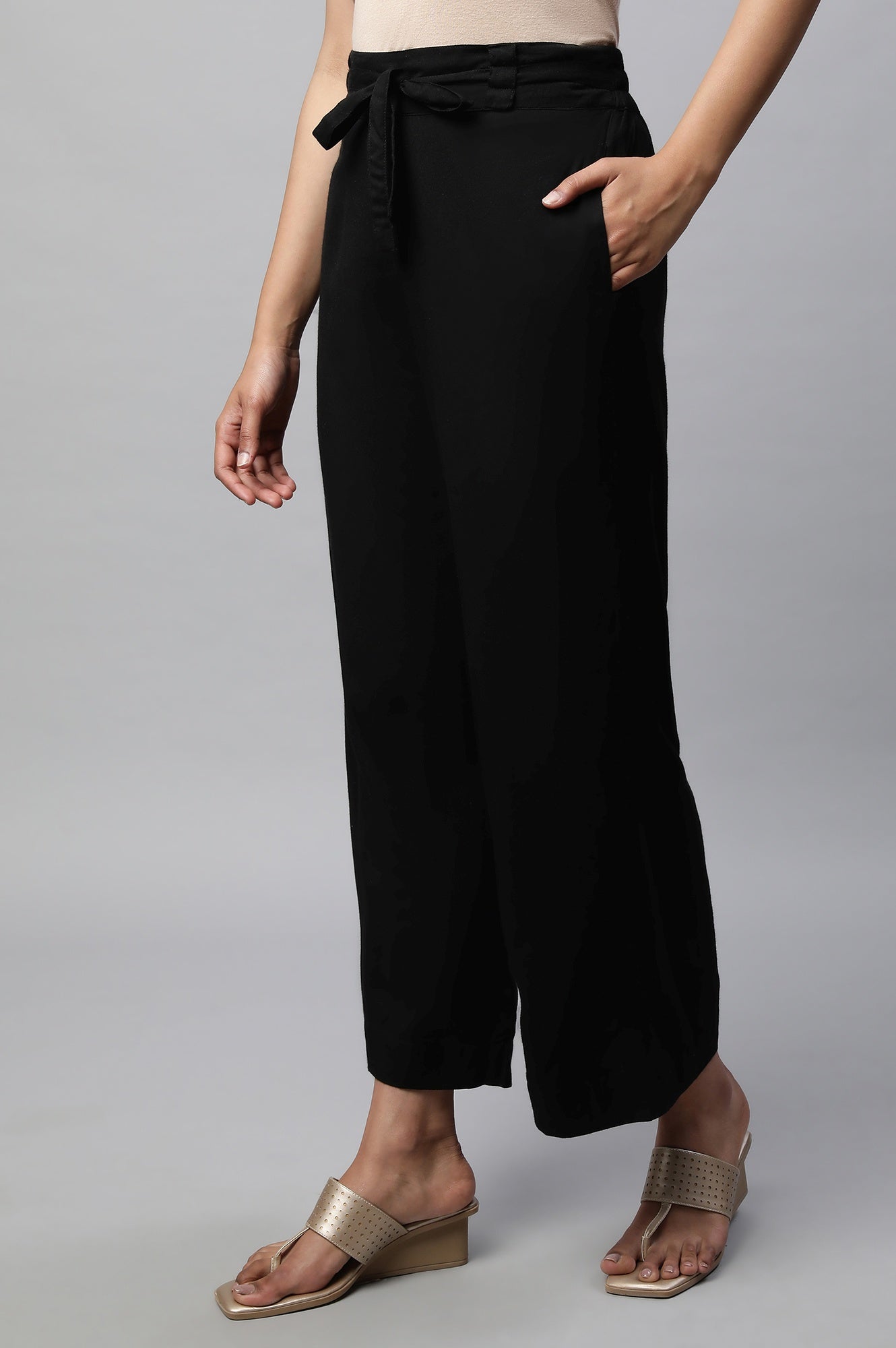 Black Solid Flared Cotton Palazzo With Elasticated Waist