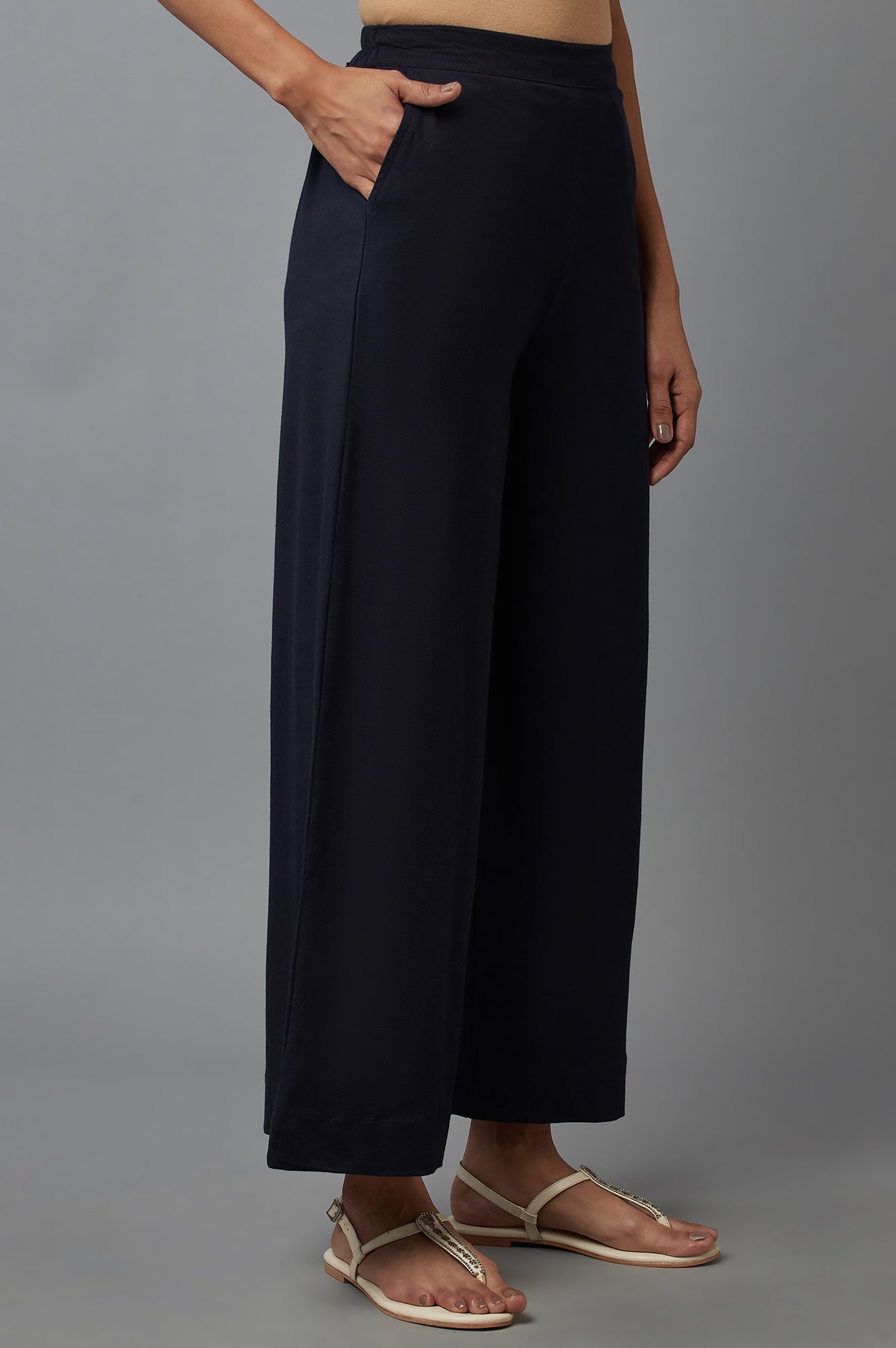 Navy Blue Solid Straight Fit Cotton Palazzo With Side Pockets