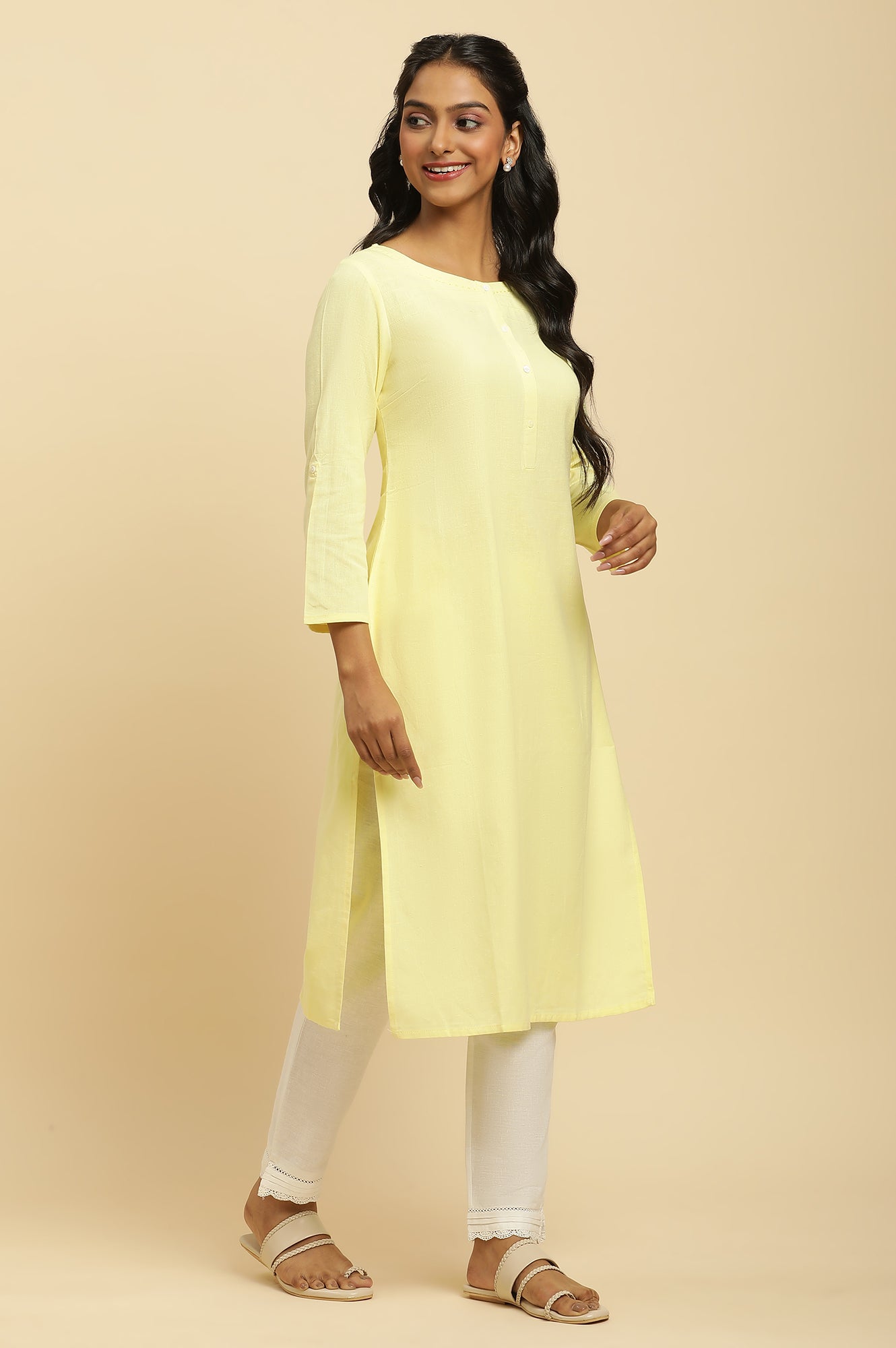 Yellow Round Neck Solid Kurta