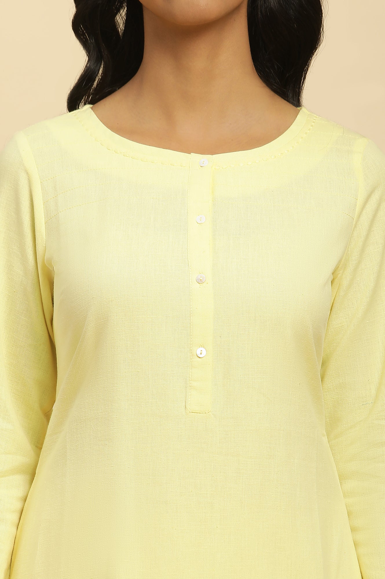 Yellow Round Neck Solid Kurta