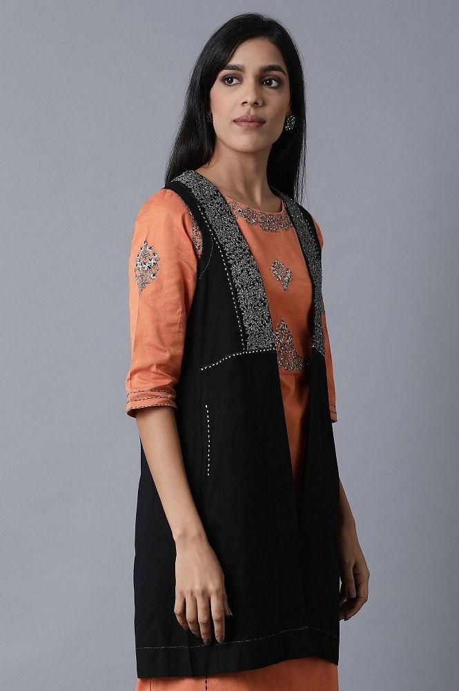 Black Sleeveless Embroidered Shrug - wforwoman