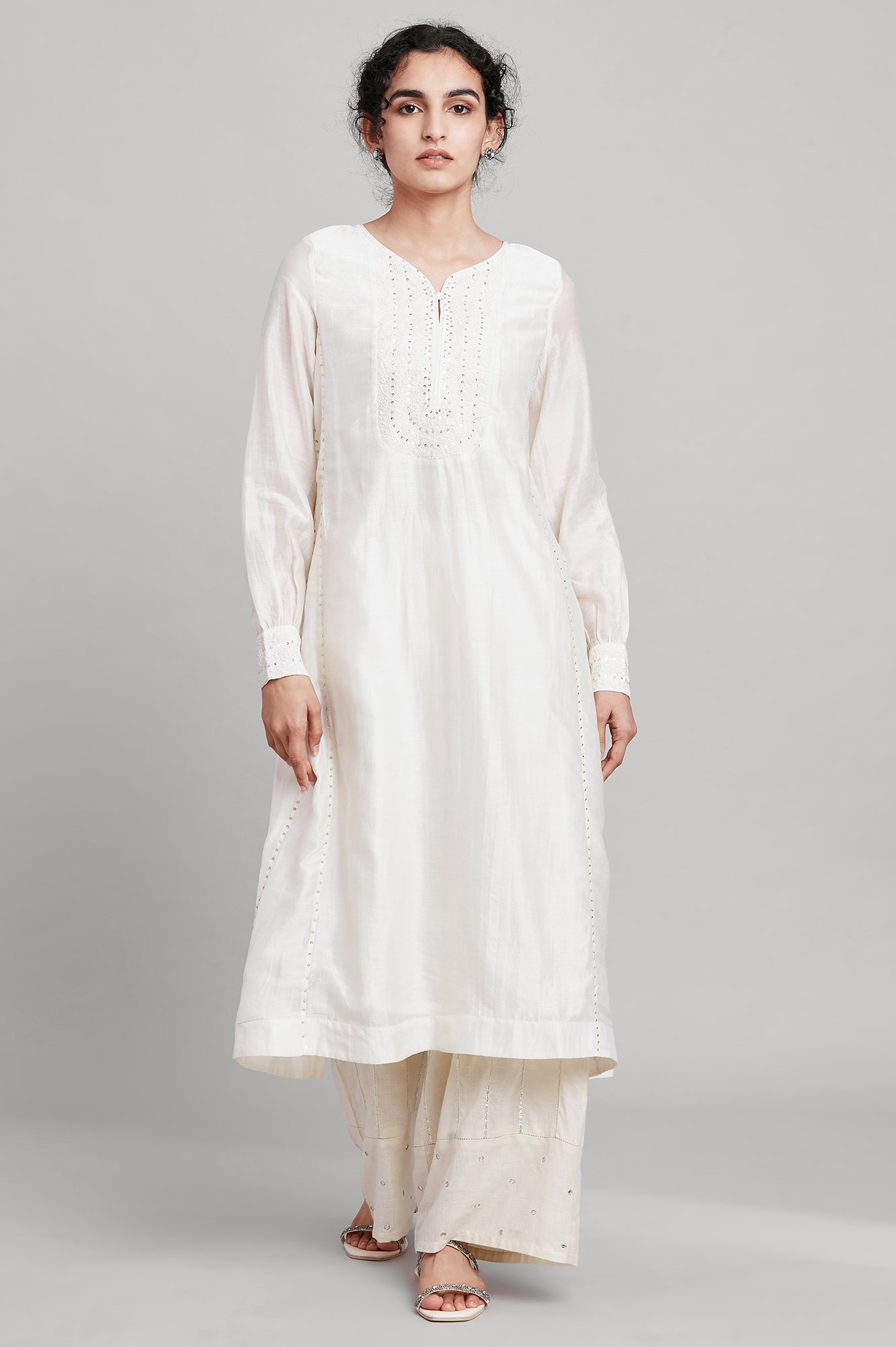 Ecru Chanderi Embroidered kurta With Side Panels