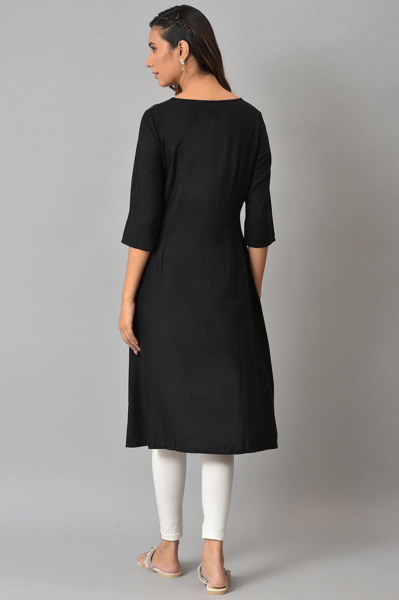 Black Panelled kurta With Front Slit - wforwoman