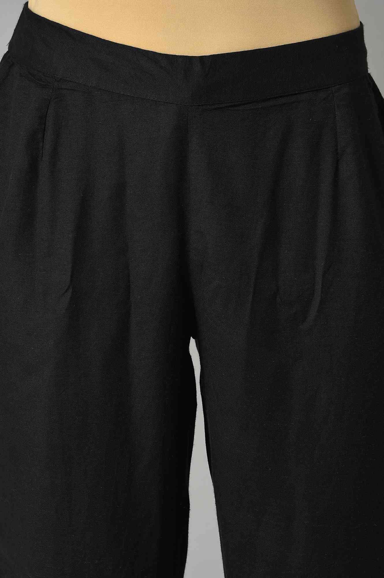 Green Thread Embroidered kurta With Black Straight Pants - wforwoman