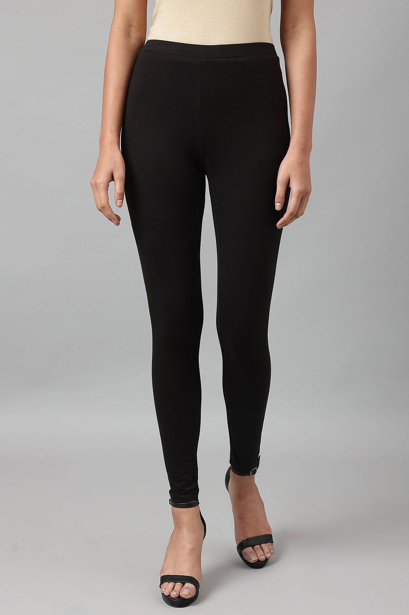 Buy Black Solid Viscose Lycra Ankle Length Leggings Online for