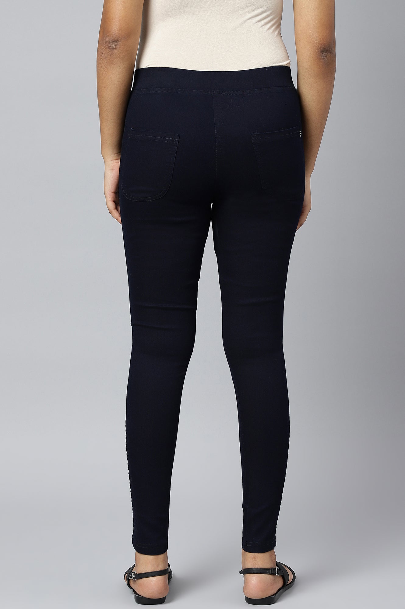 Navy Blue Solid Skinny Fit Denim Jeggings With Pintucks