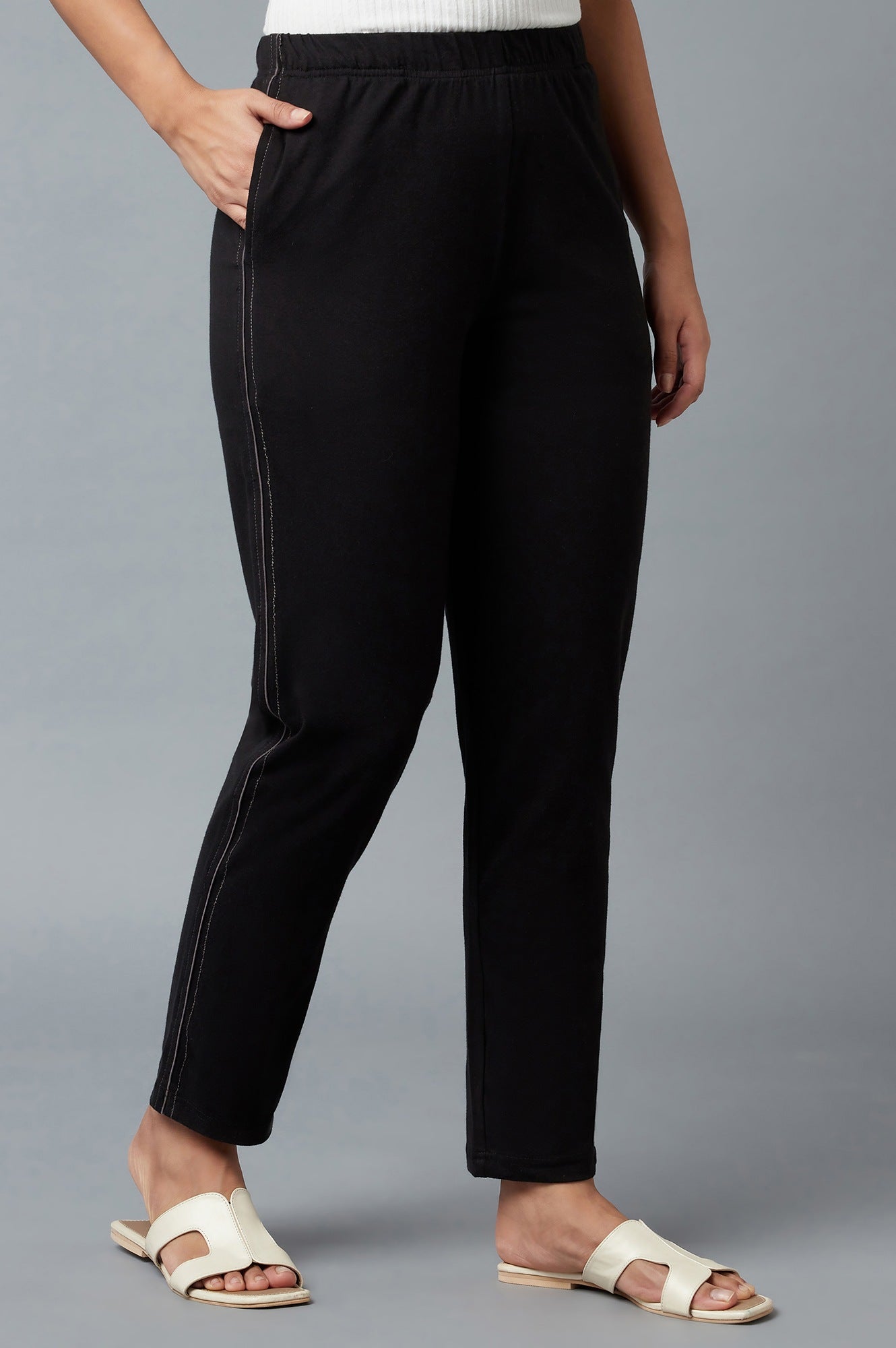 Black Solid Straight Fit Cotton Pants With Elasticated Waist