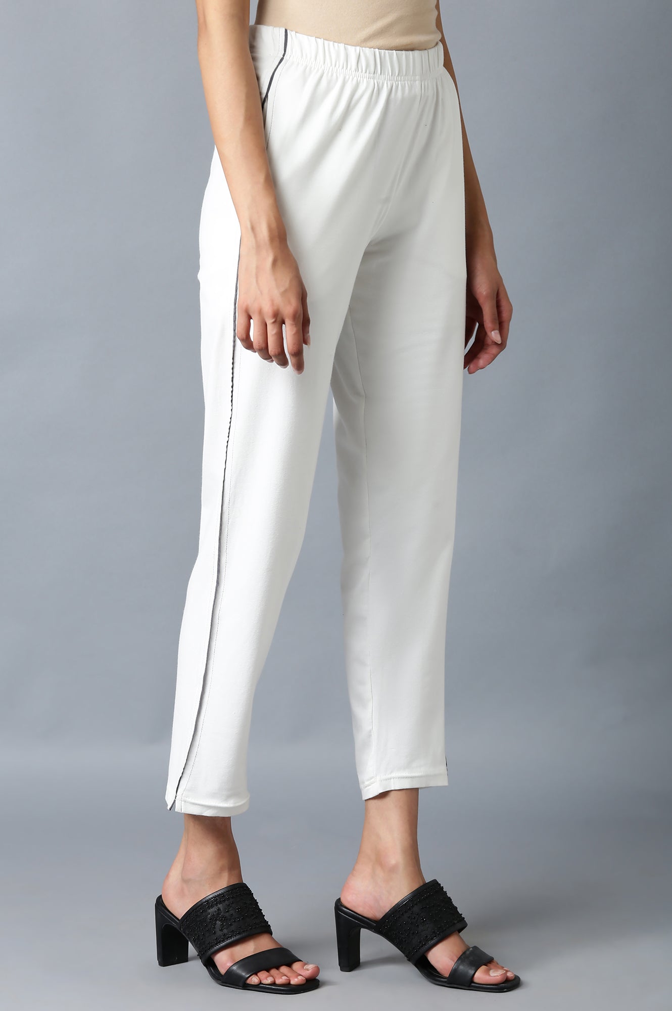 White Solid Straight Fit Cotton Pants With Elasticated Waistband