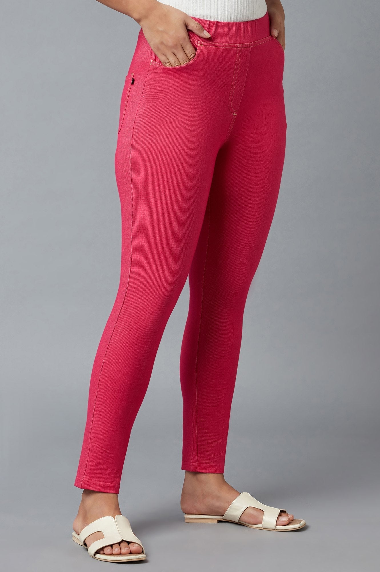 Pink Solid Skinny Fit Cotton Jeggings With Elasticated Waist