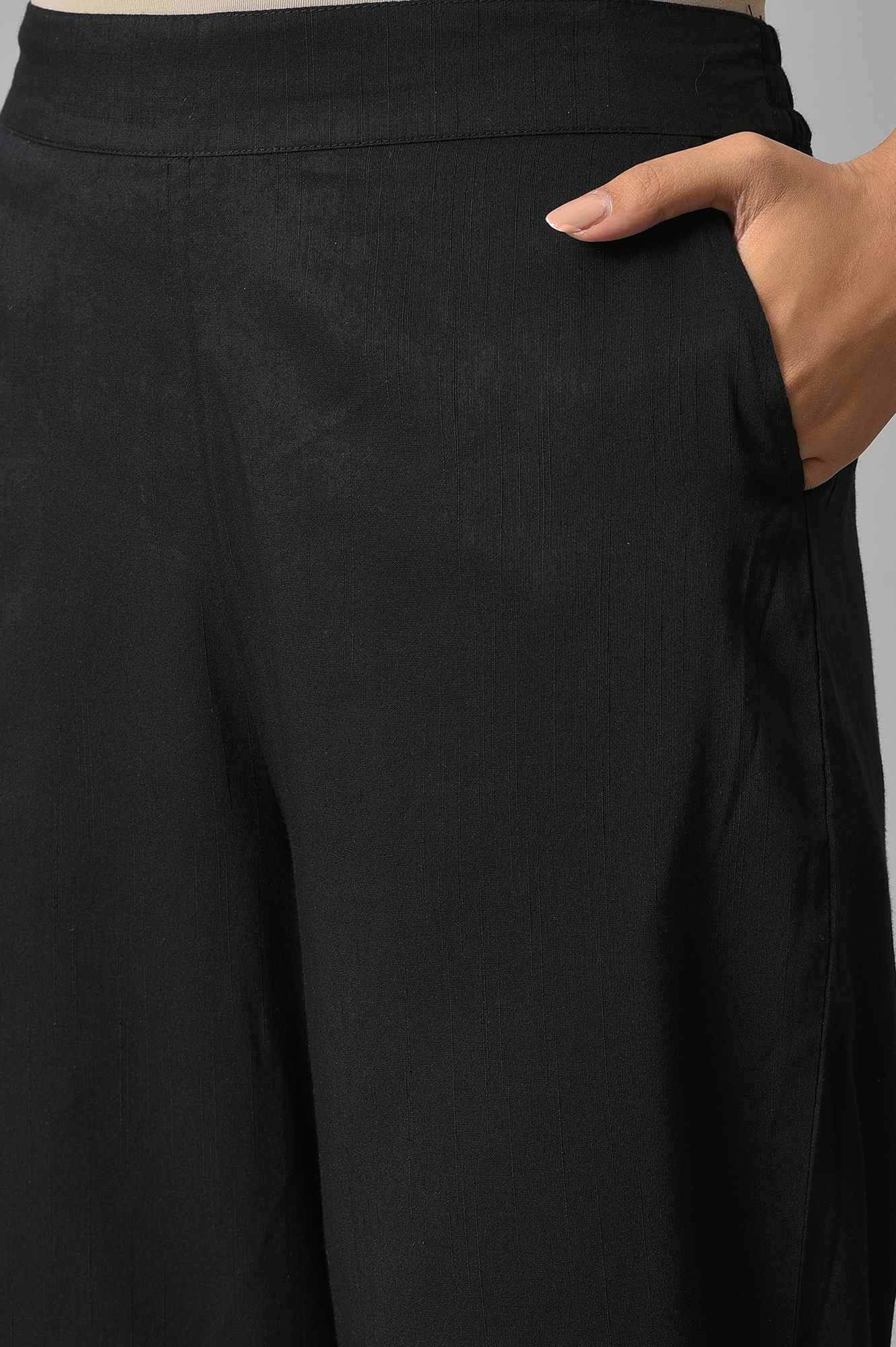 Black Solid Straight Fit Culottes With Sheer Hem Detail