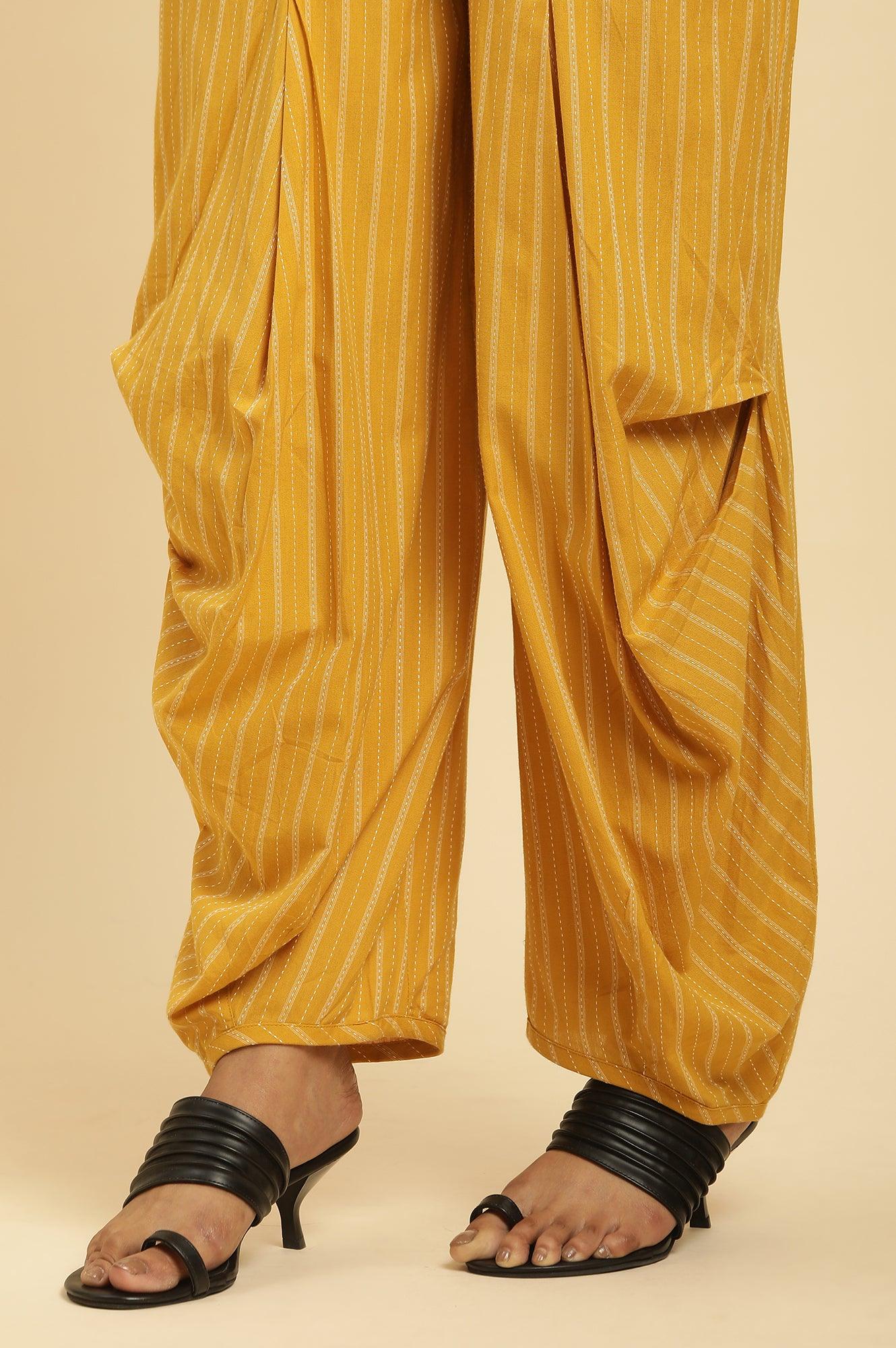 Beige Floral Printed Kurta And Yellow Carrot Pants - wforwoman