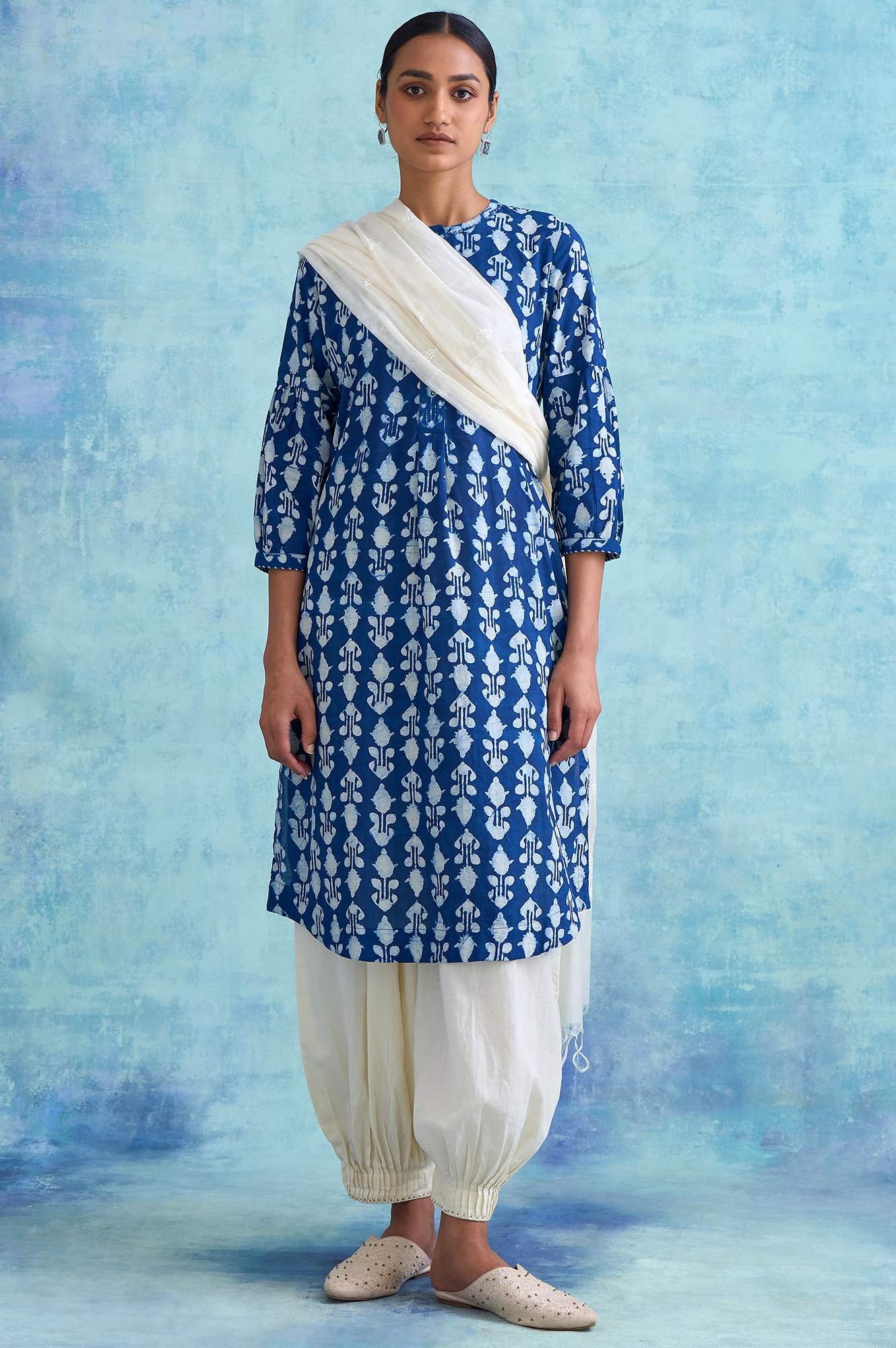 Indigo Booti Dabu Print kurta