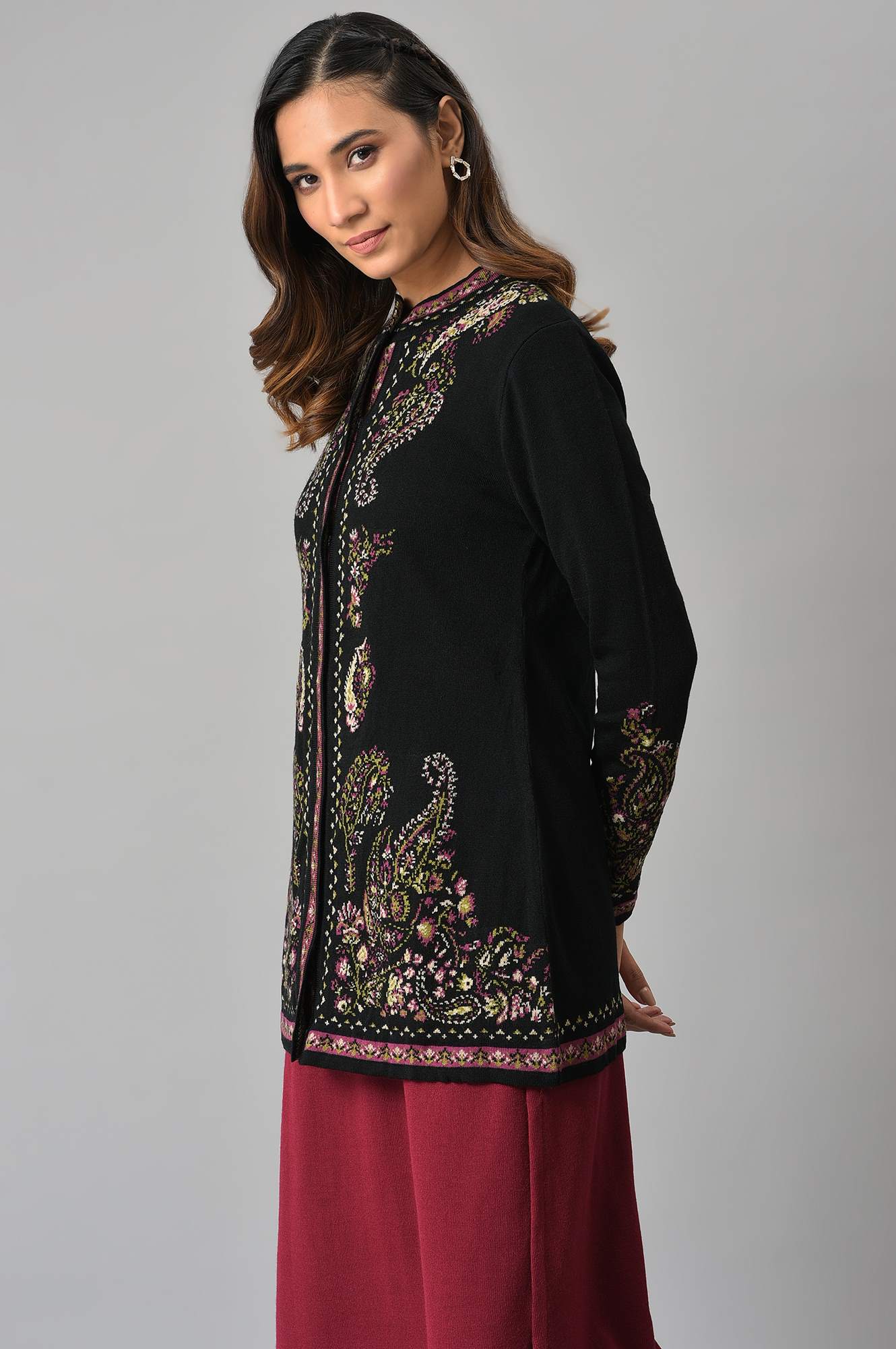 Black Paisley Printed Short Cardigan