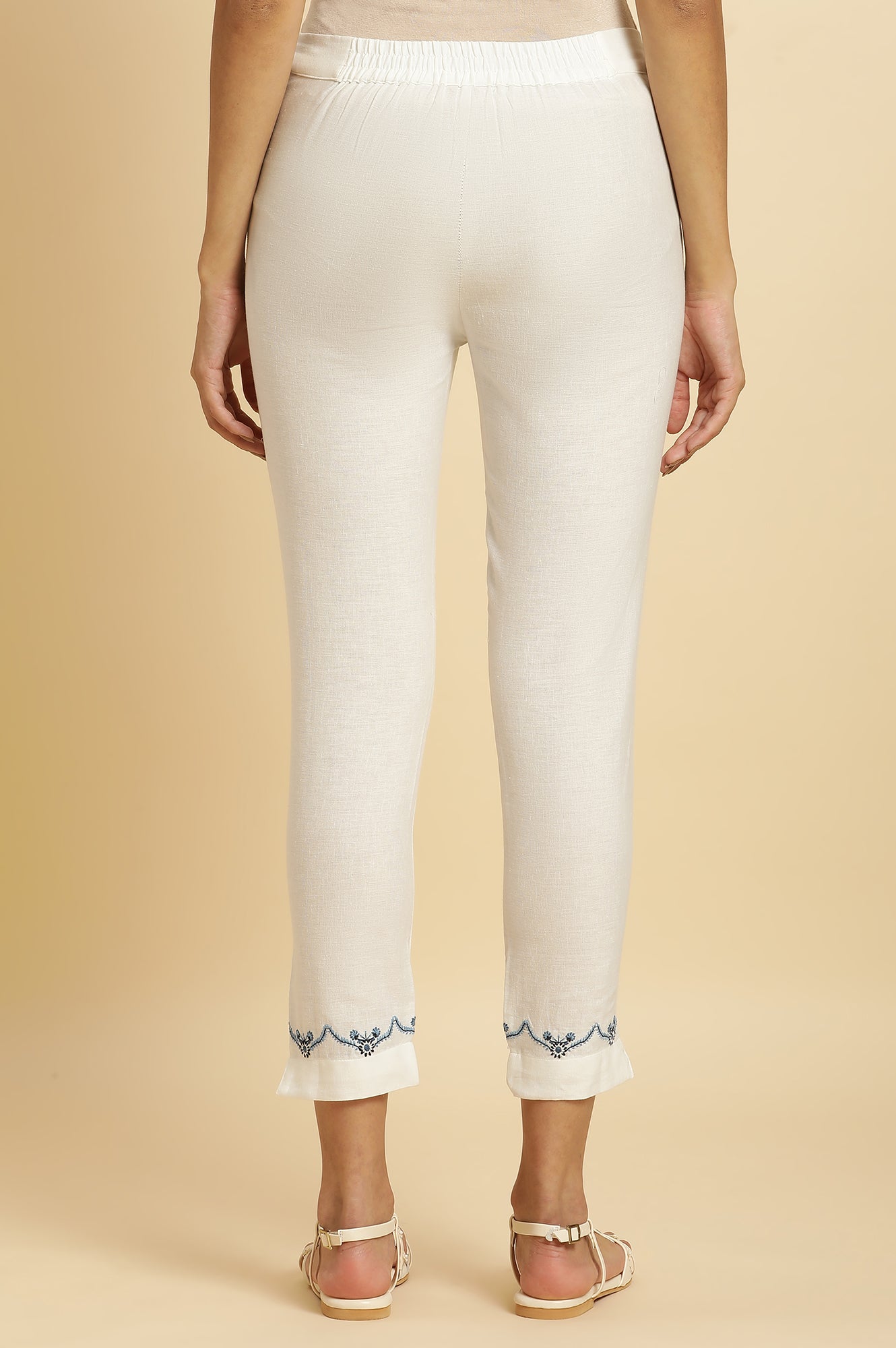 White Solid Embroidered Slim Cotton Pants
