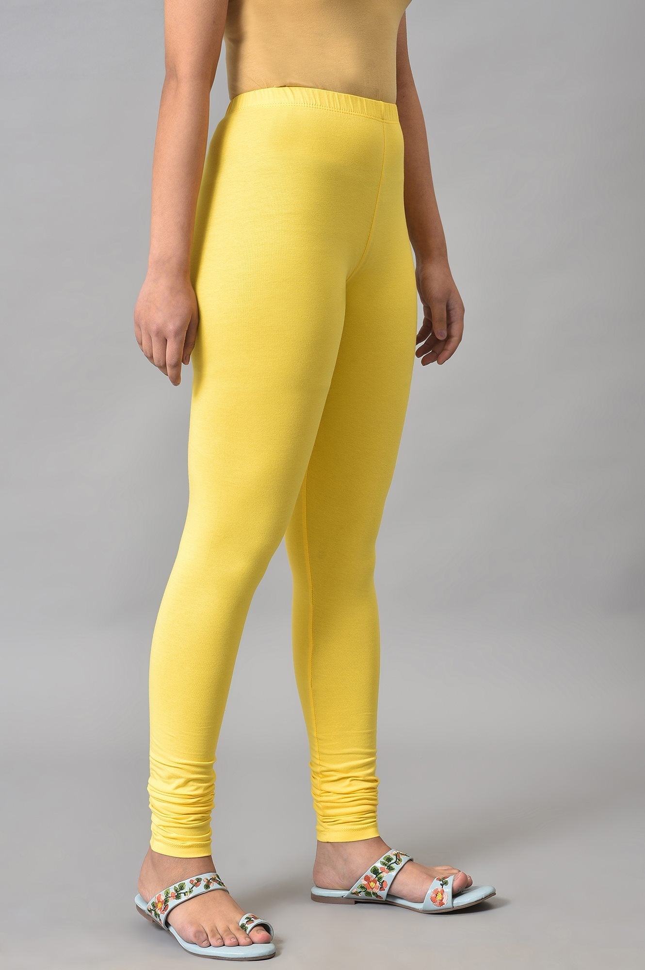 Yellow Solid Skinny Fit Cotton High Waisted Churidar