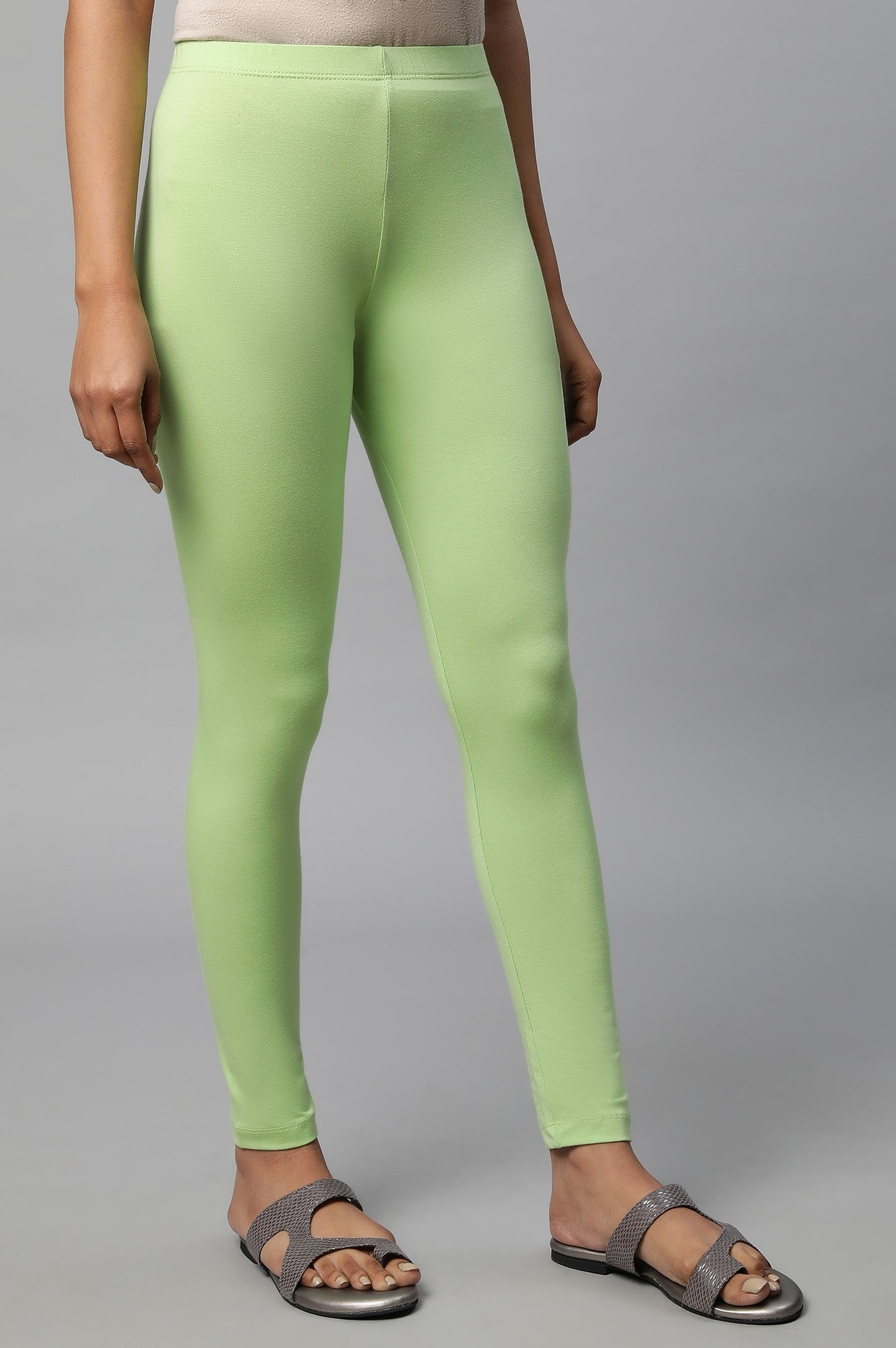 Light Green Solid Skinny Fit Cotton Tights With Elasticated Waist